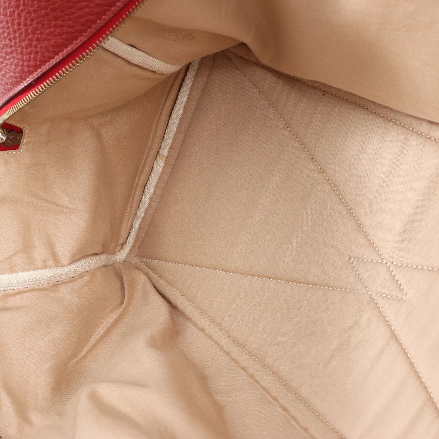 HERMES Victoria 43 Taurillon Clemence Gold Metal Fittings in Rouge H □D: 2000