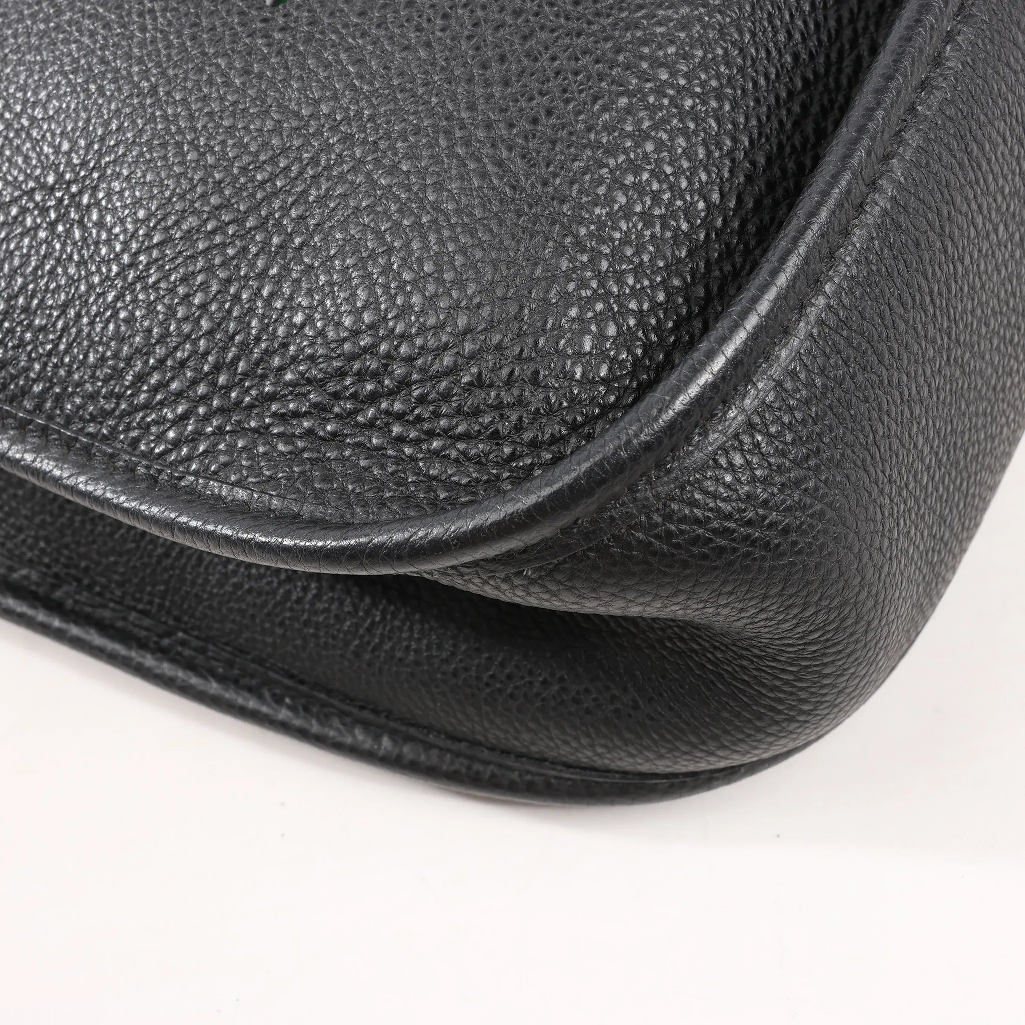 Hermes Evelyne 1 29 PM Togo Leather Shoulder Bag in Black □G:2003
