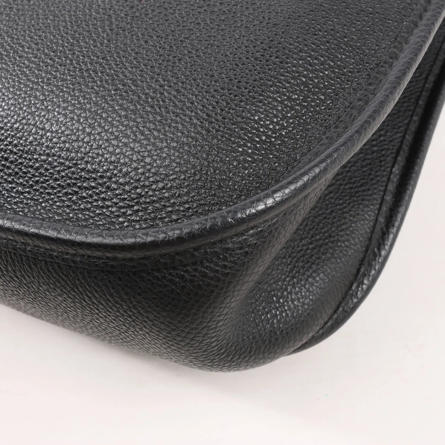 Hermes Evelyne 1 29 PM Togo Leather Shoulder Bag in Black □G:2003