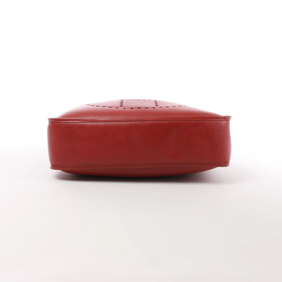 Hermès Evelyn I 33 GM Cushbell Shoulder Bag in Red Rouge vif □A: 1997