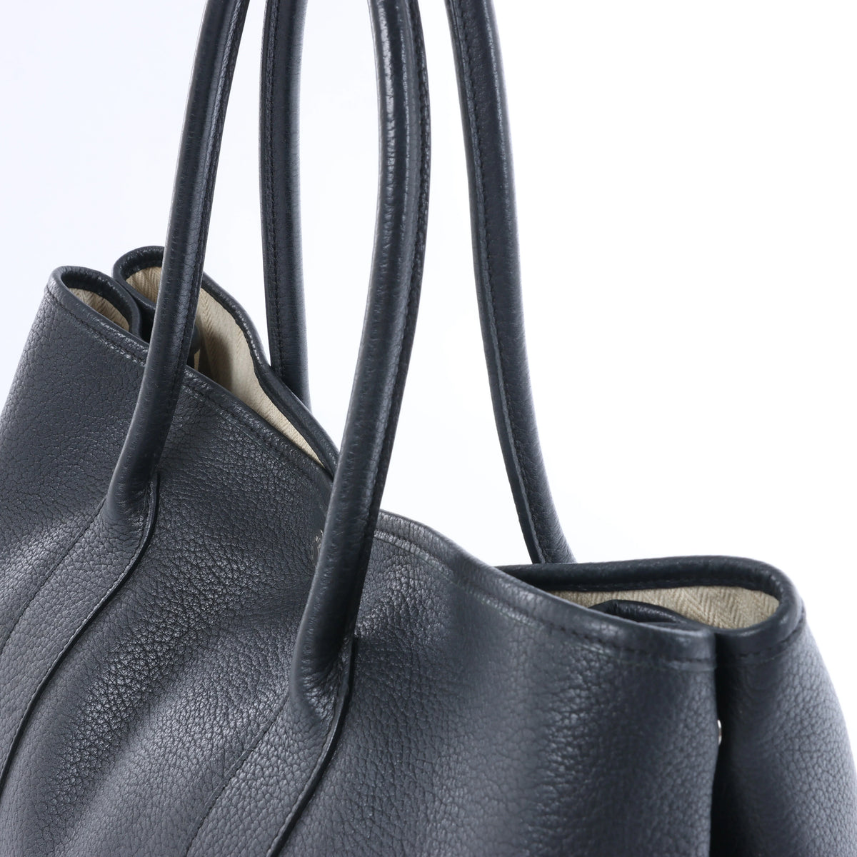 Hermès Garden Party 36 PM Negonda Leather Shoulder Bag in Black □M: 2009