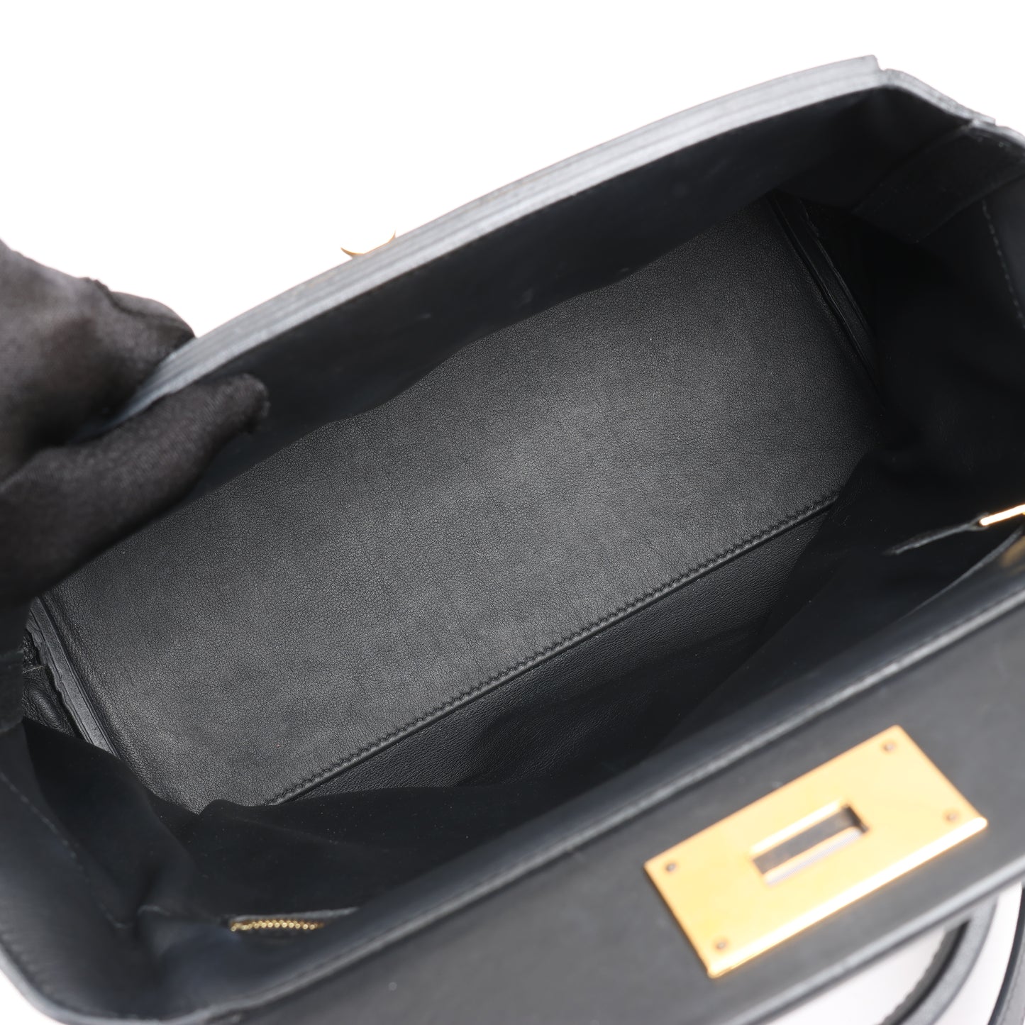 HERMES 24/24 29 Togo Leather Handbag in Black and Gold Metal Fittings D: 2019