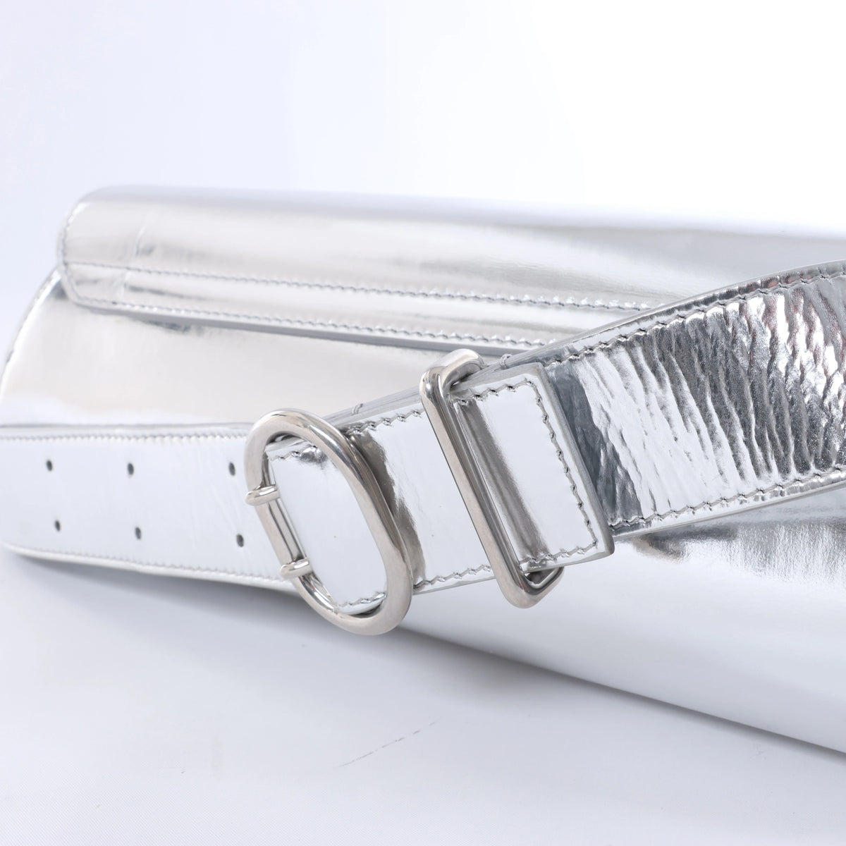 Jil Sander Cannolo Patent Leather Shoulder Bag in Silver