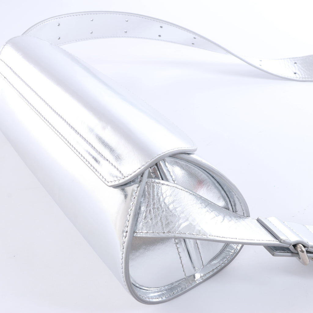 Jil Sander Cannolo Patent Leather Shoulder Bag in Silver