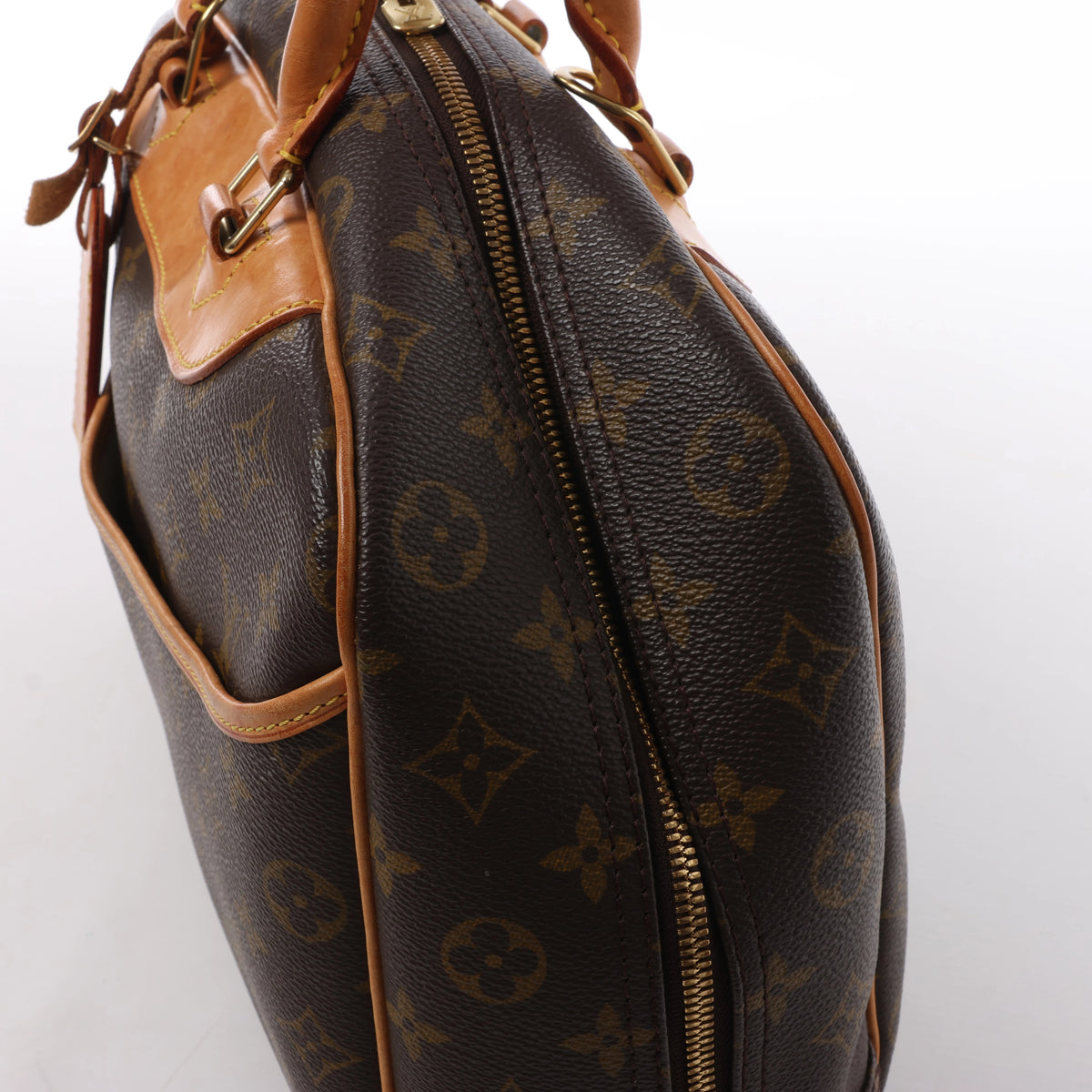 Louis Vuitton Deauville Monogram Canvas Handbag in Brown M47270