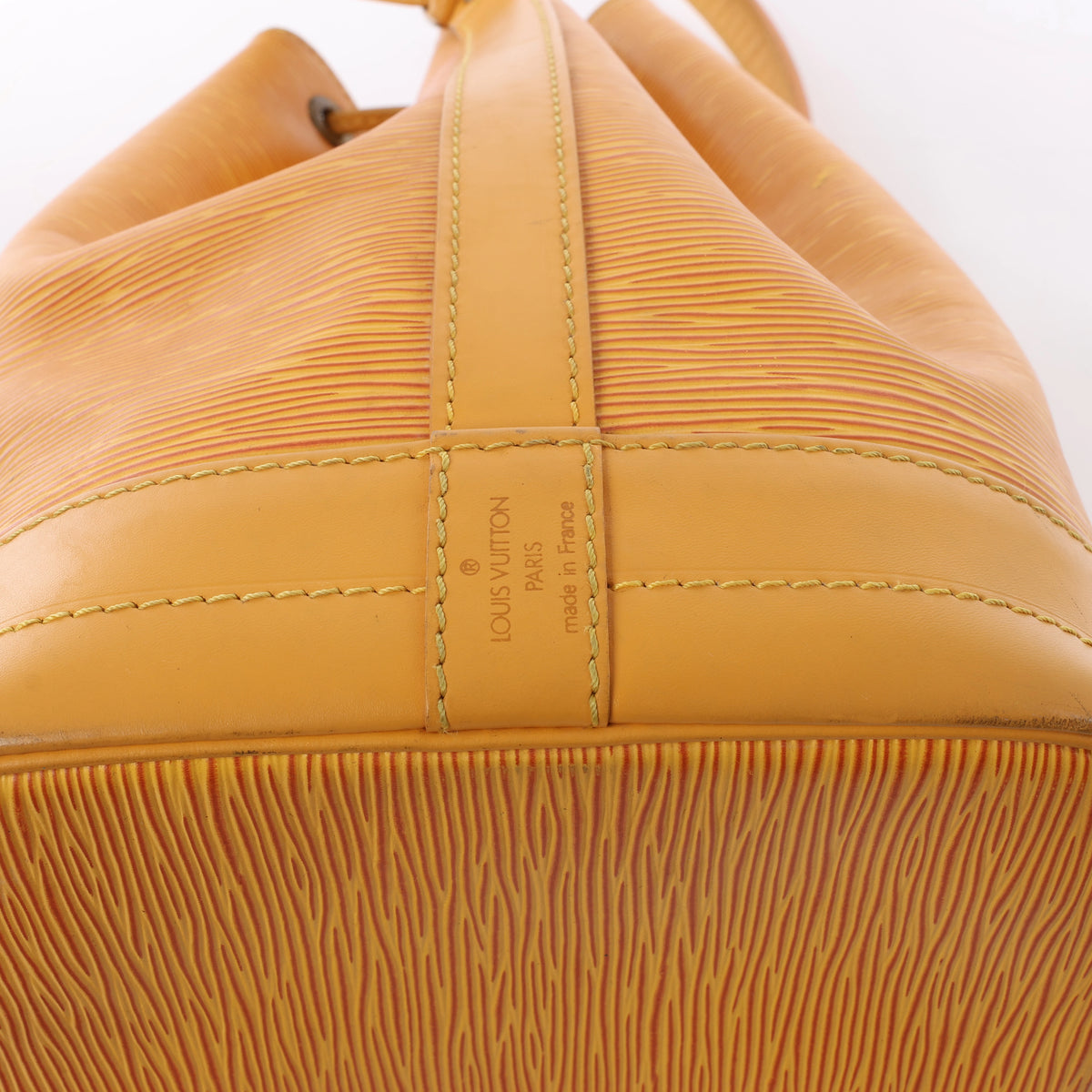 Bolso de hombro Louis Vuitton Noe de piel Epi en amarillo