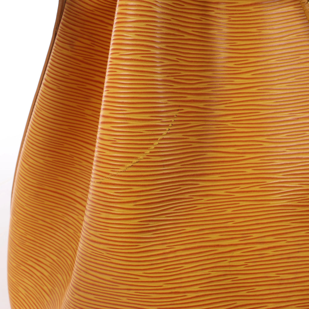 Bolso de hombro Louis Vuitton Noe de piel Epi en amarillo