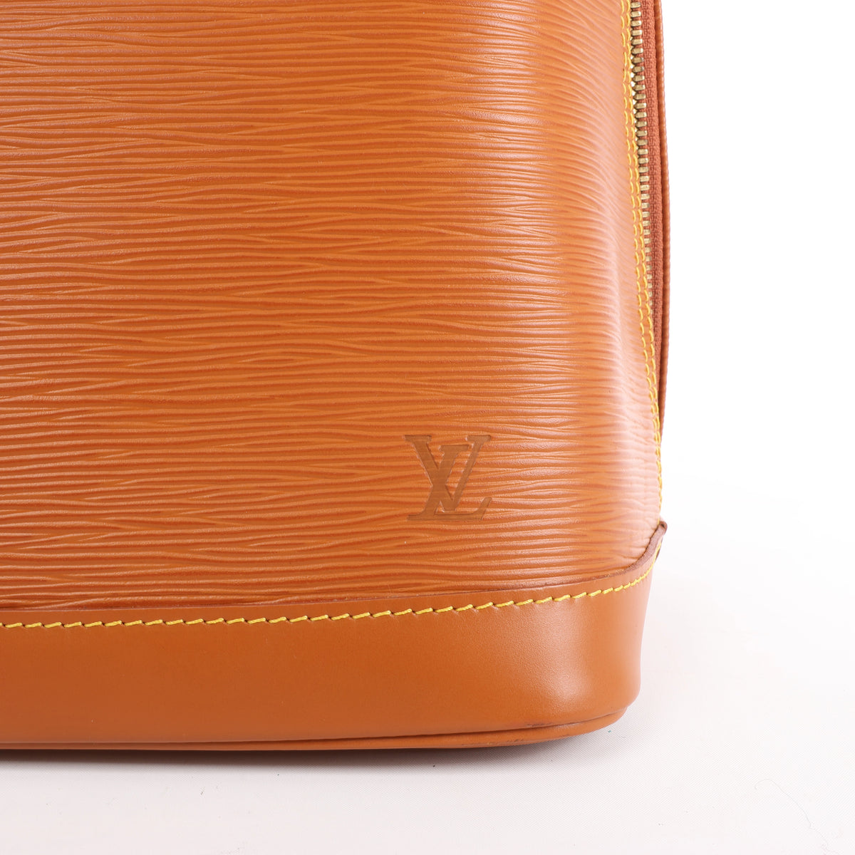 Louis Vuitton Alma PM Epi Leather 2Way Handbag in Brown