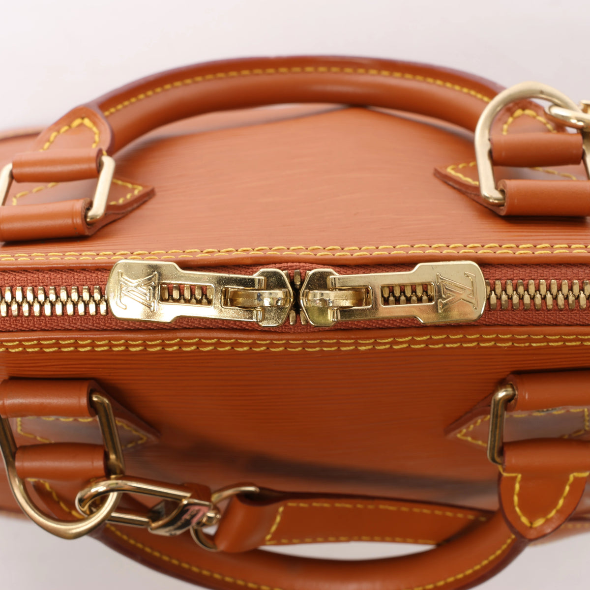Louis Vuitton Alma PM Epi Leather 2Way Handbag in Brown