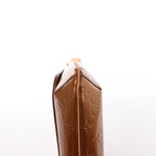 Bolso de hombro Louis Vuitton Amfar Vanity Three en lona Monogram marrón M47275