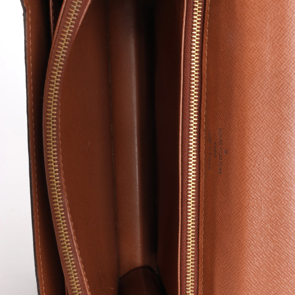 Bolso de hombro Louis Vuitton Noe de cuero Epi en negro y rojo castellano M44017