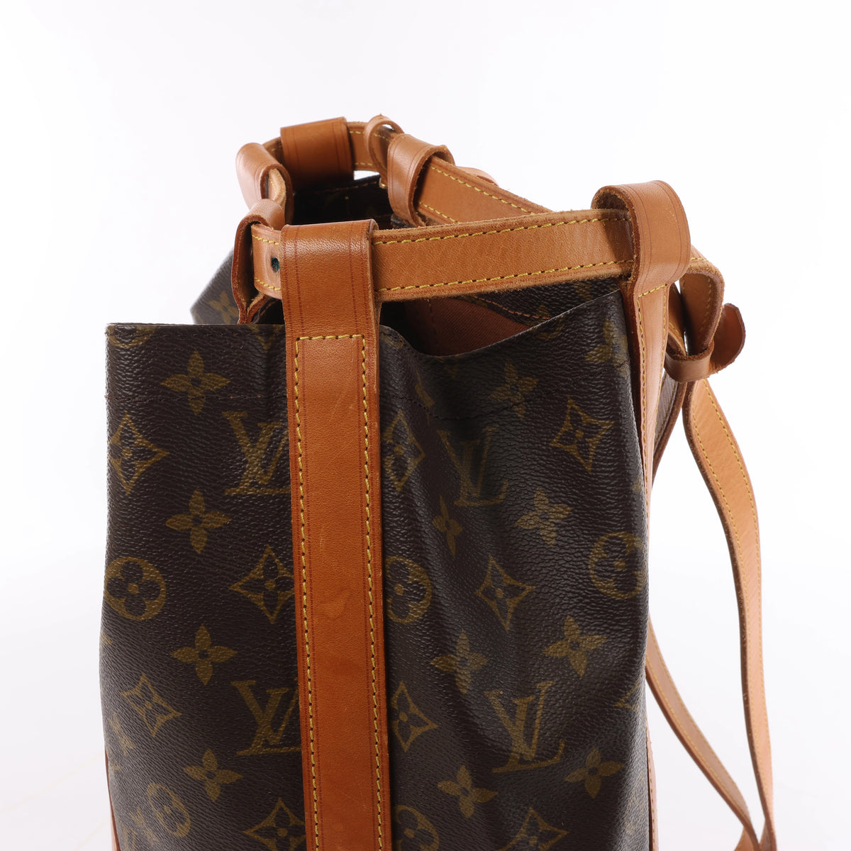 Bolso de hombro Louis Vuitton Noe de cuero Epi en negro y rojo castellano M44017