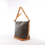 Bolso de hombro Louis Vuitton Noe de cuero Epi en negro y rojo castellano M44017
