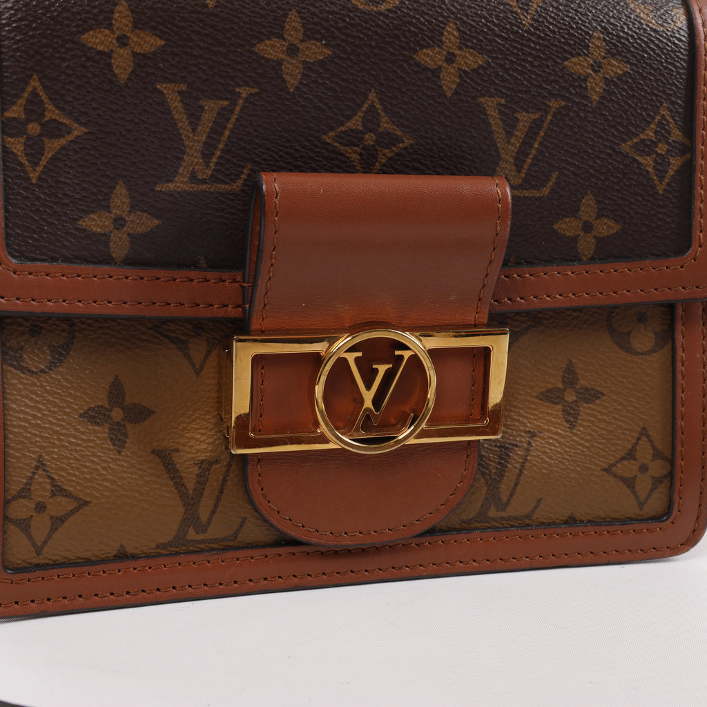 Bolso de hombro Louis Vuitton Noe de cuero Epi en negro y rojo castellano M44017