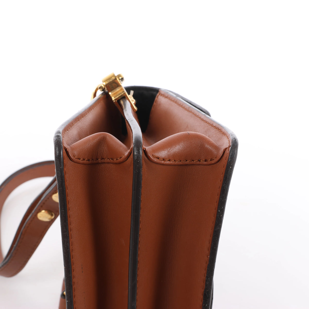 Bolso de hombro Louis Vuitton Noe de cuero Epi en negro y rojo castellano M44017
