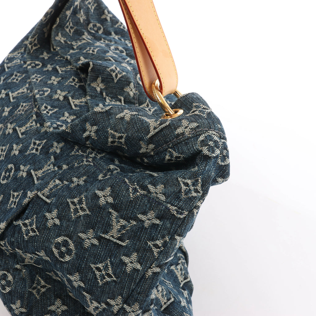 Louis Vuitton Daily GM Denim Shoulder Bag in Blue