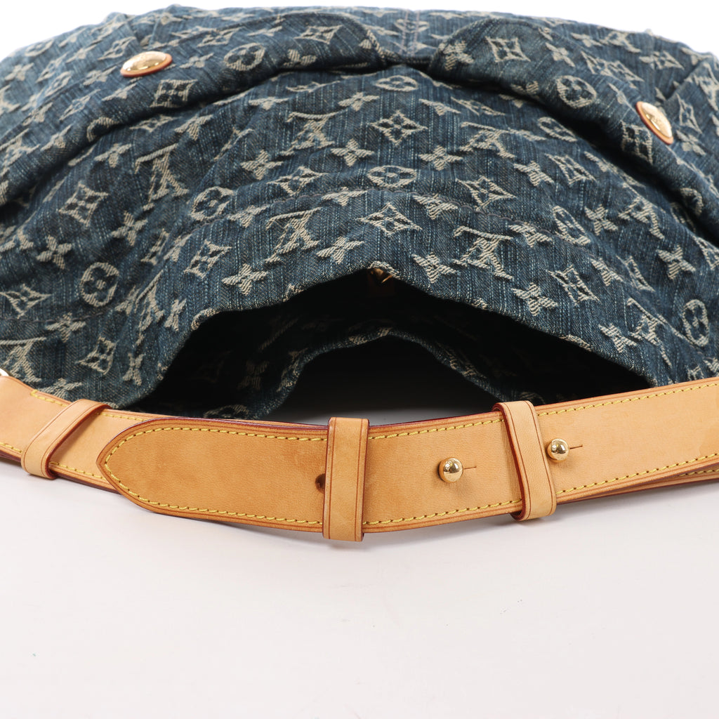 Louis Vuitton Daily GM Denim Shoulder Bag in Blue