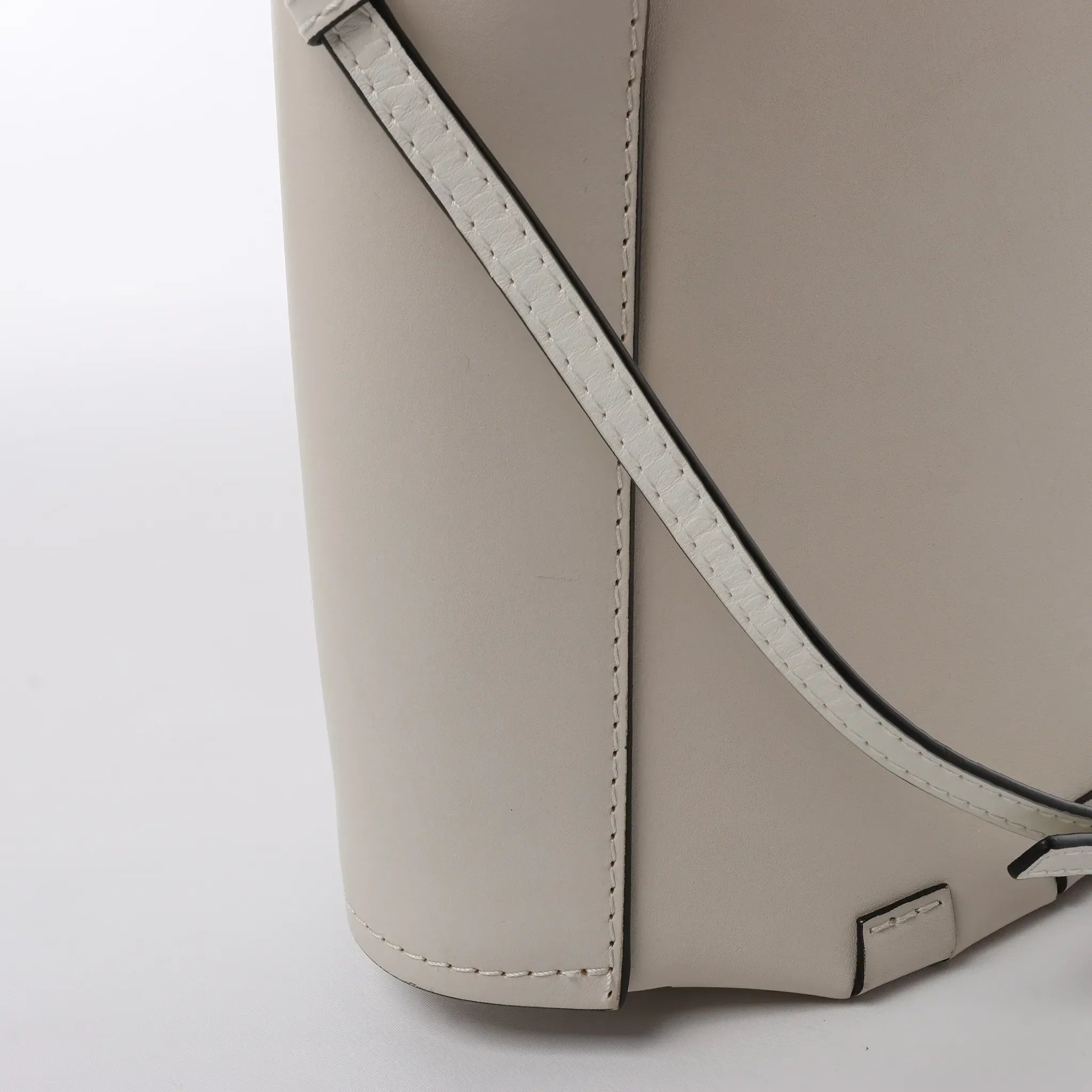 LOEWE Bamboo Buckets Leather 2Way Handbag in White