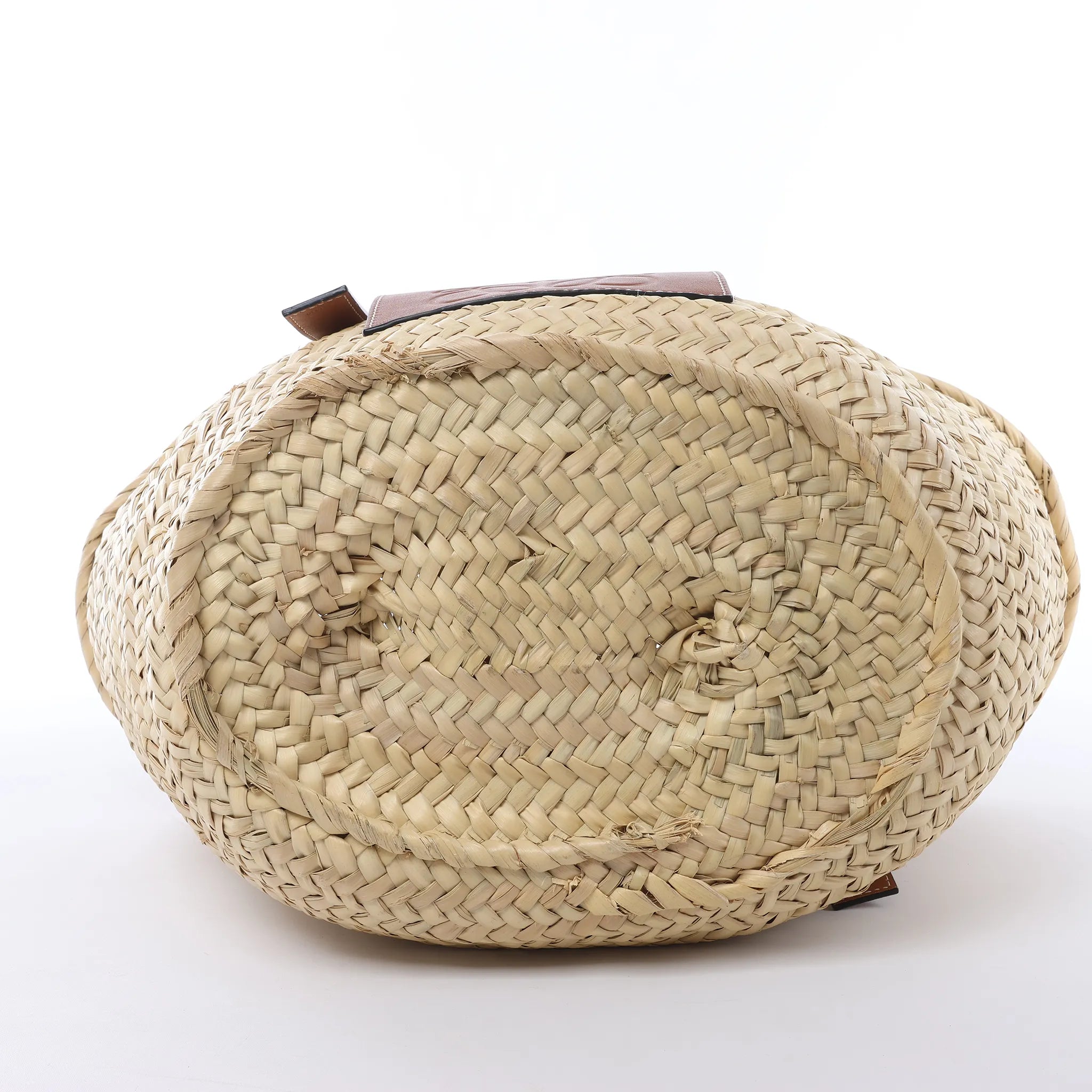 LOEWE Basket Large Raffia x Leather Handbag in Beige x Brown