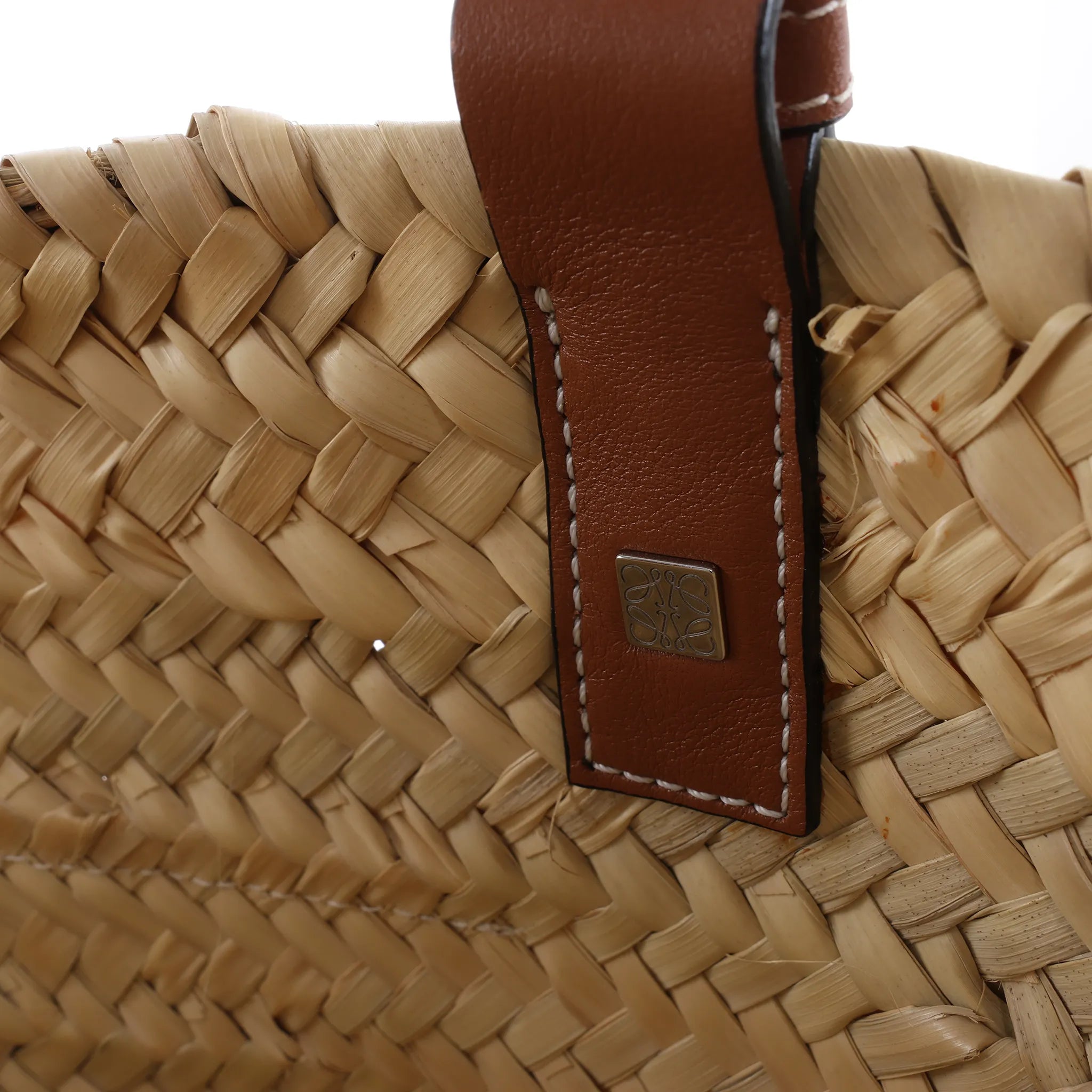 LOEWE Basket Large Raffia x Leather Handbag in Beige x Brown
