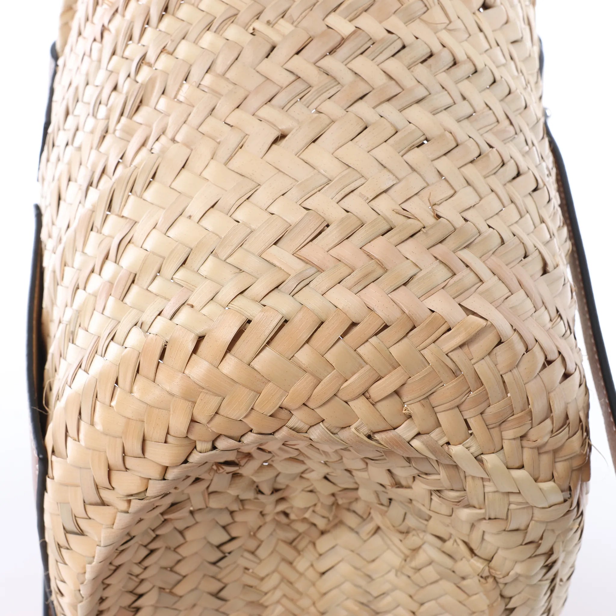 LOEWE Basket Medium Raffia x Leather Handbag in Beige x Brown