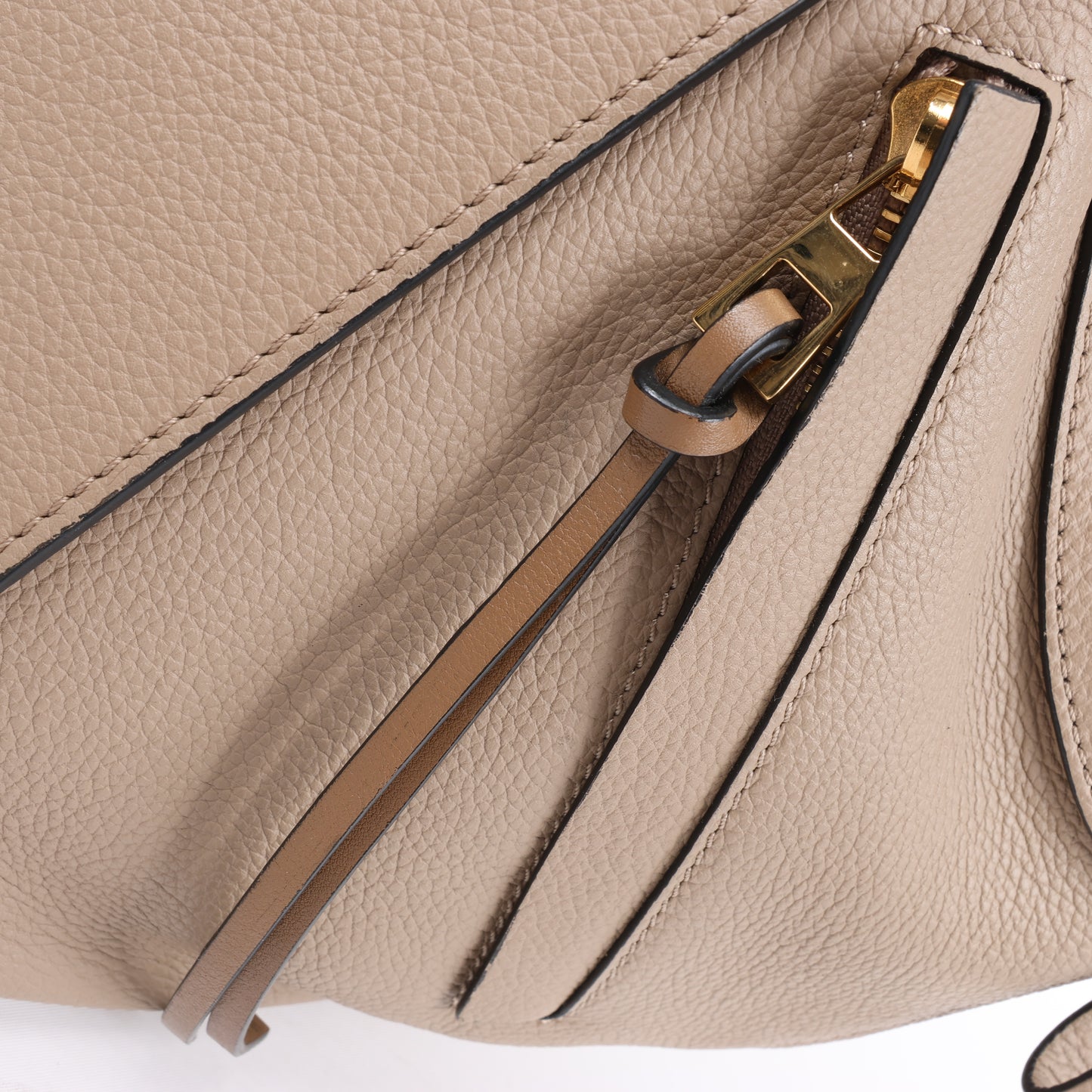 LOEWE Hammock Medium Leather 2Way Handbag in Beige