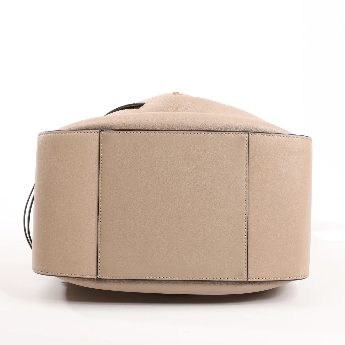 LOEWE Hammock Kleine 2-Wege-Handtasche aus Leder in Beige