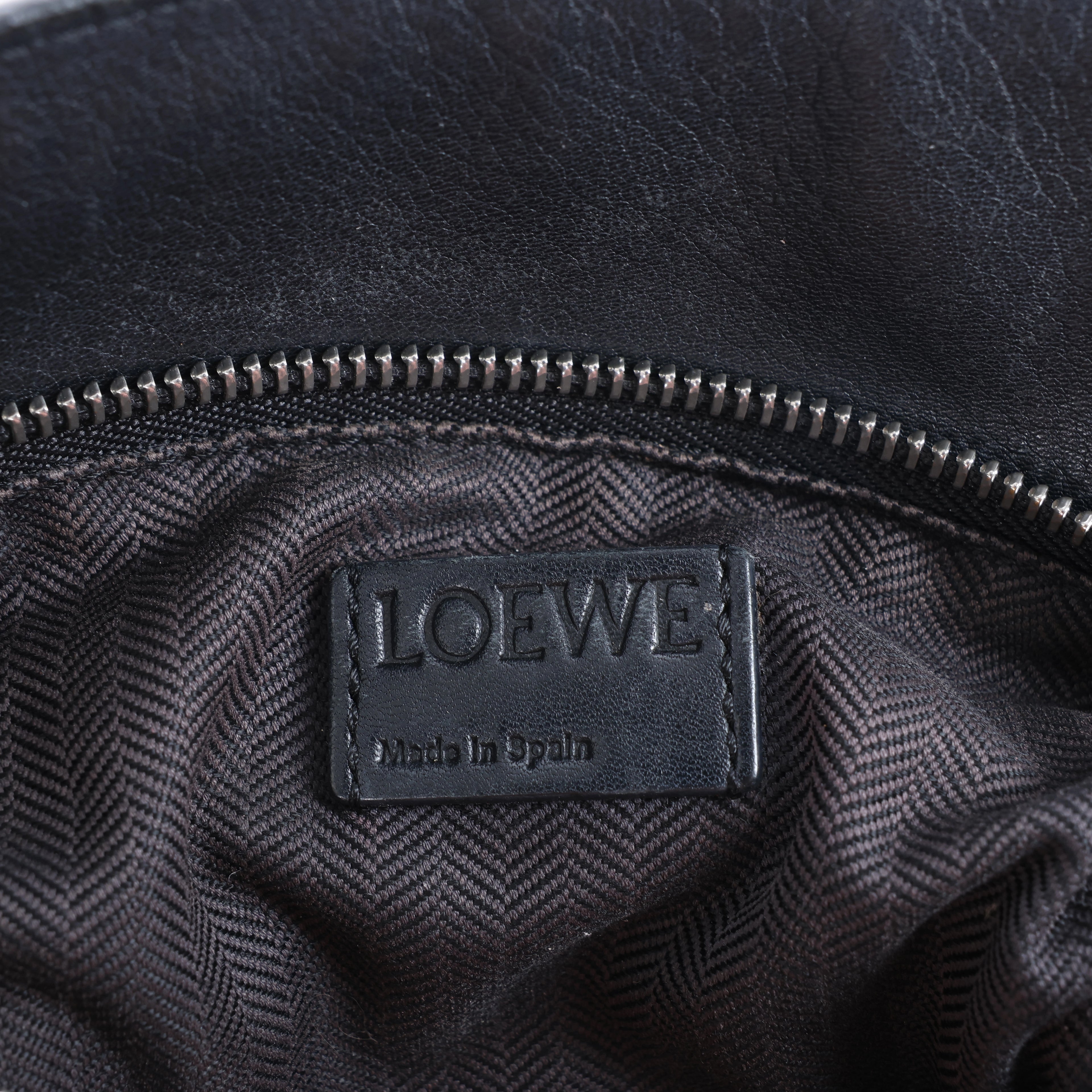 Loewe Puzzle Bag Small Leather 2 Way Handbag in Black x pink