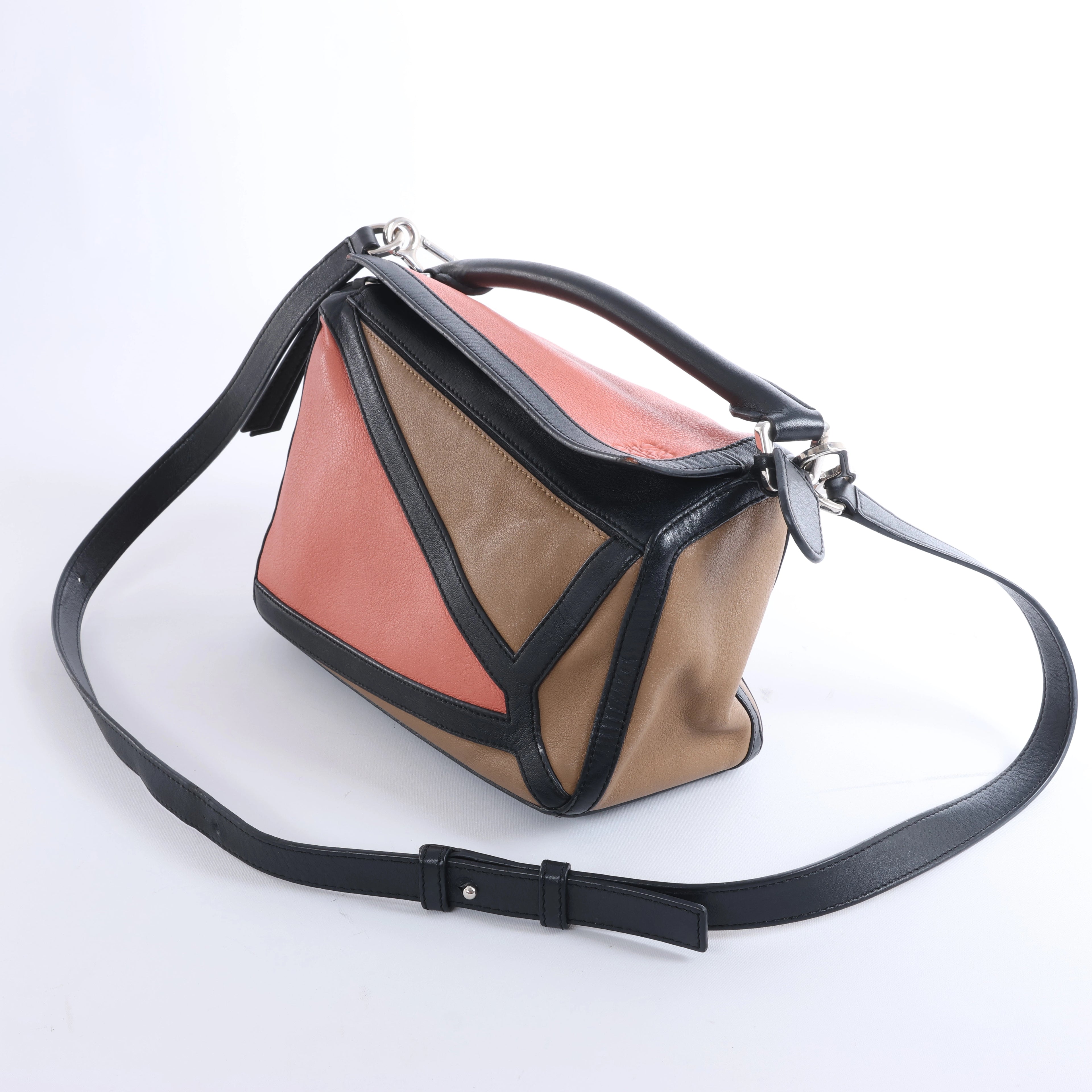 Loewe Puzzle Bag Small Leather 2 Way Handbag in Black x pink