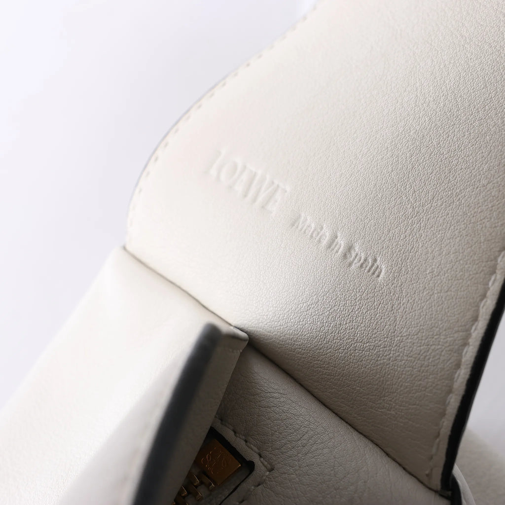 LOEWE Puzzle Hobo Leather Shoulder Bag in White