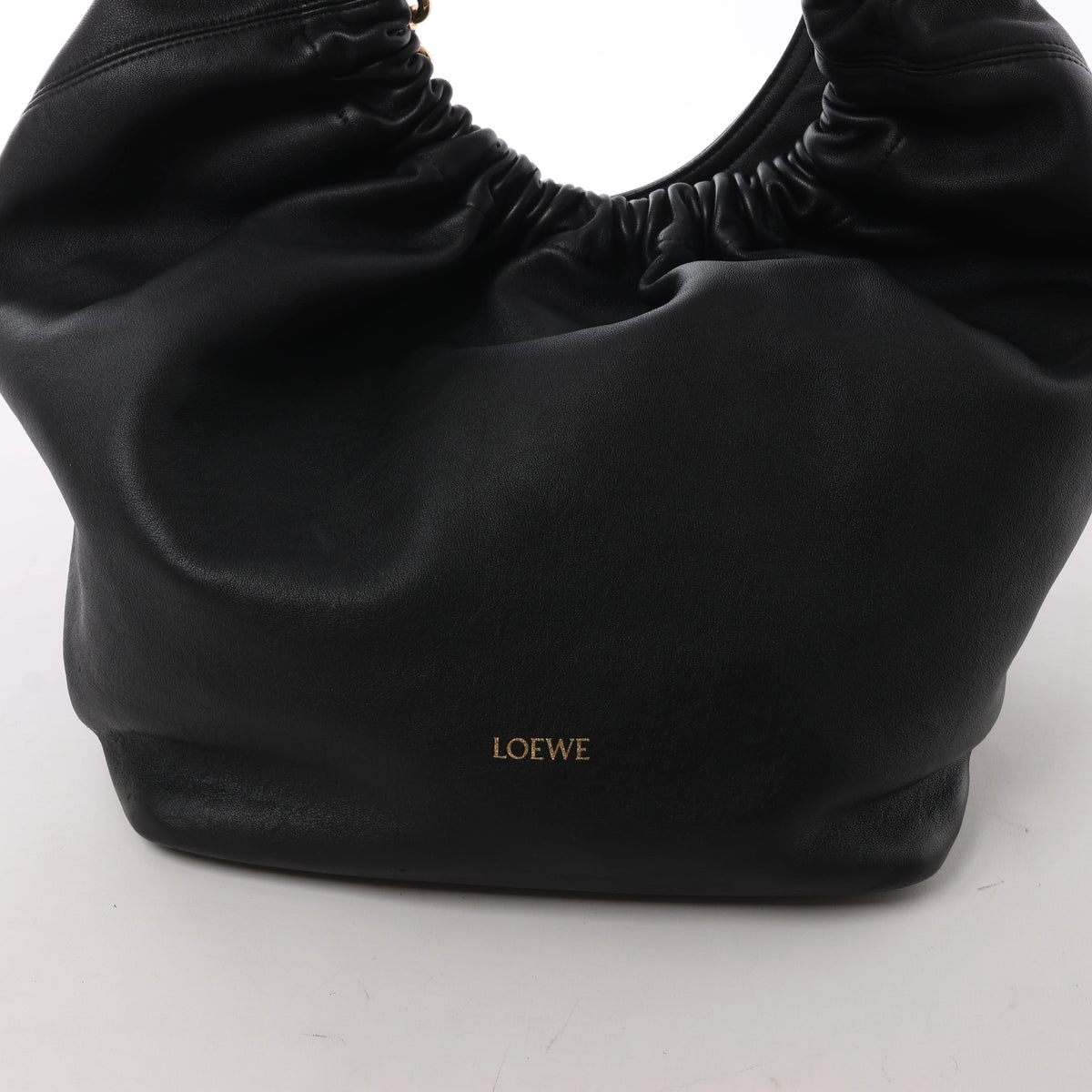 Loewe Squishy Bag Leather Chain Shoulder Bag in Black