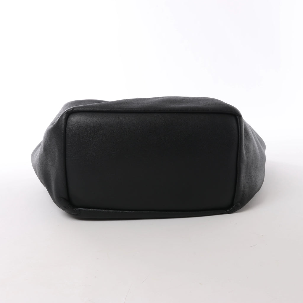 Loewe Squishy Bag Leather Chain Shoulder Bag in Black