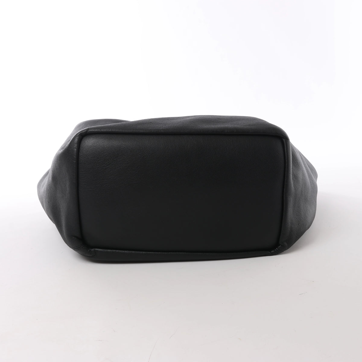 Loewe Squishy Bag Leather Chain Shoulder Bag in Black