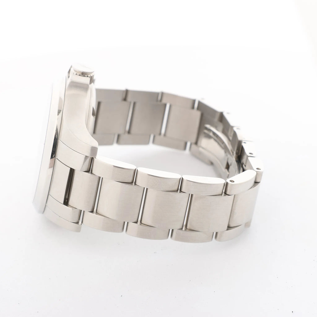 Longines Conquest V.H.P. L3.718.4 49915376 SS QZ Watch with White Dial