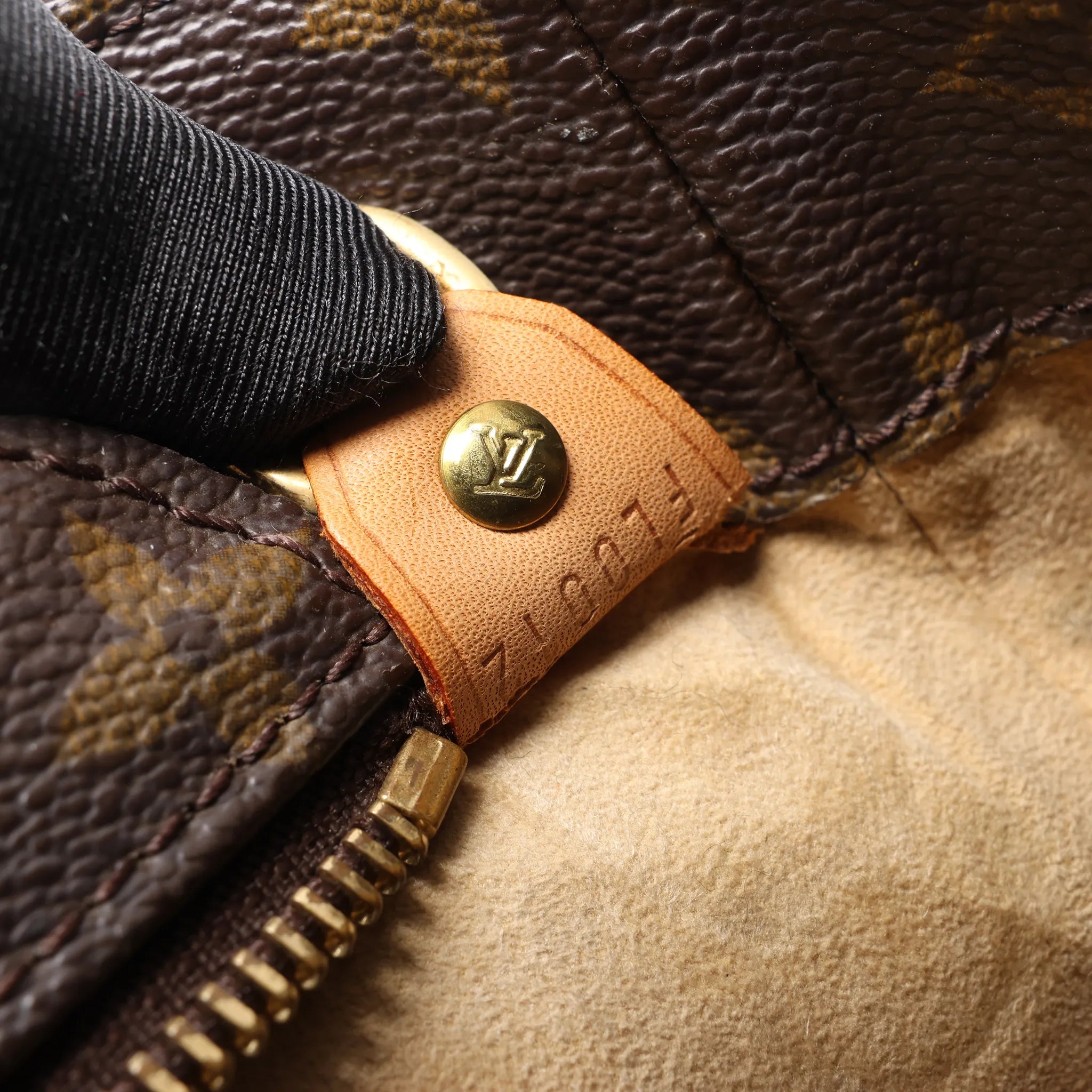 Louis Vuitton Luco Monogram Canvas Shoulder Bag in Brown M51155