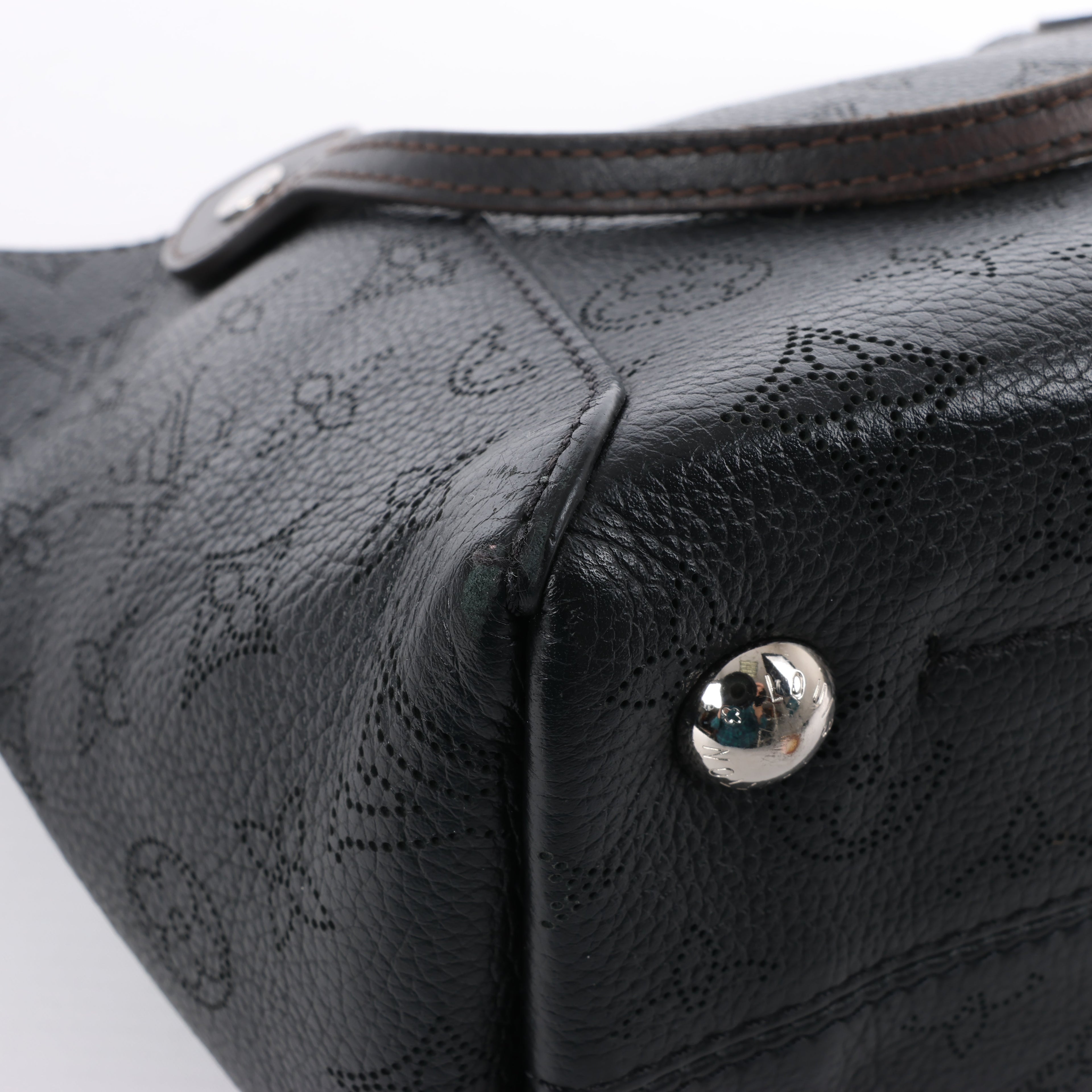 Louis Vuitton Hina Monogram Mahina Leather Shoulder Bag in Black M54350