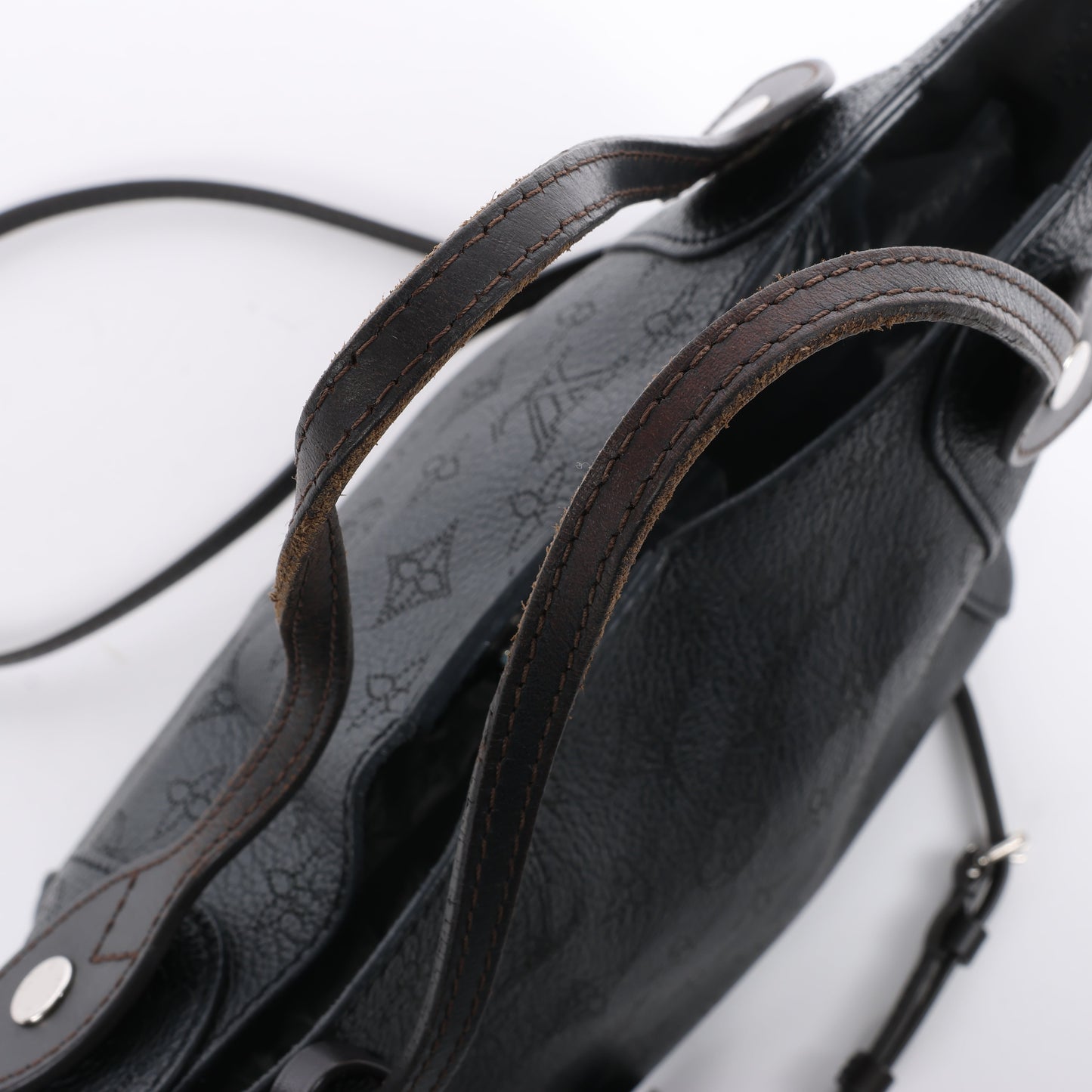 Louis Vuitton Hina Monogram Mahina Leather Shoulder Bag in Black M54350