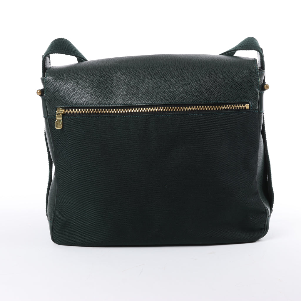 Louis Vuitton Viktor Taiga Leather Shoulder Bag in Green M30144