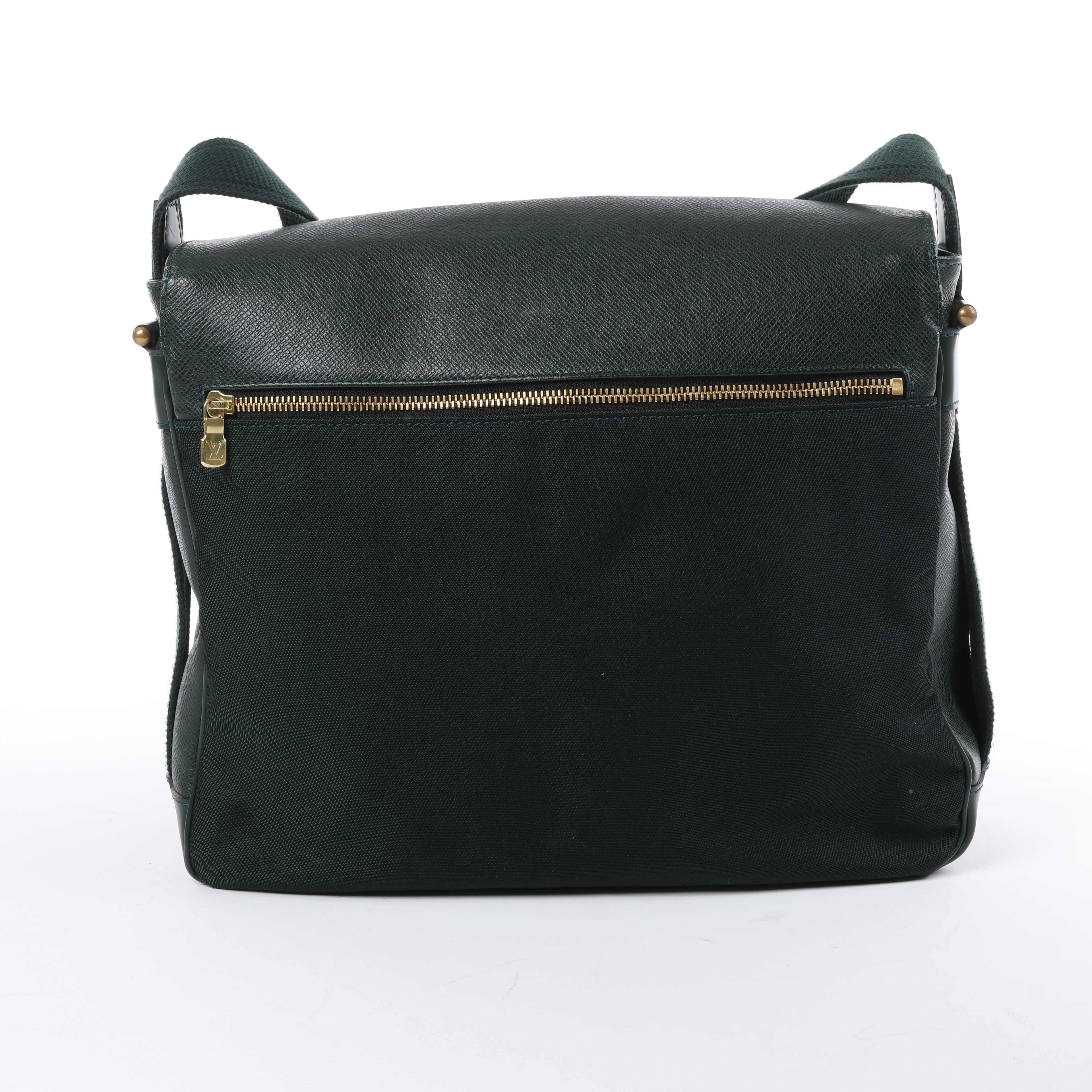 Louis Vuitton Viktor Taiga Leather Shoulder Bag in Green M30144