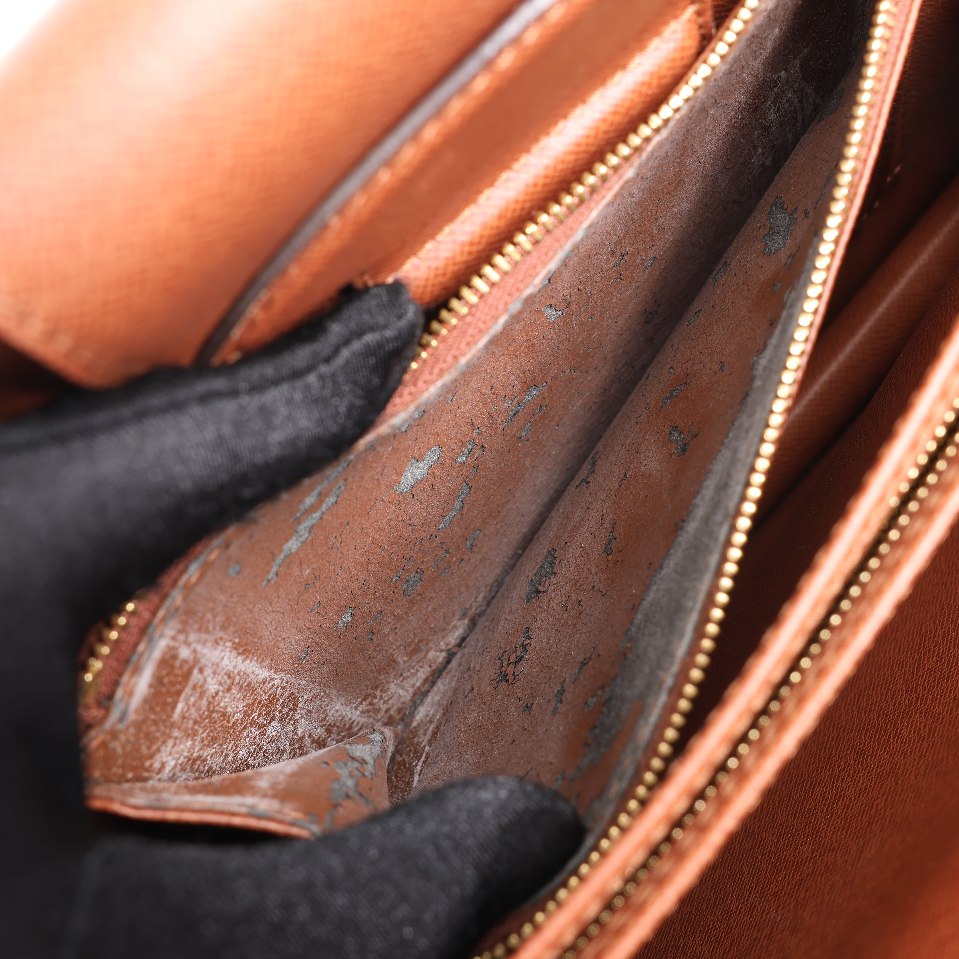 Louis Vuitton Monogram Courcelle Shoulder Bag M51375