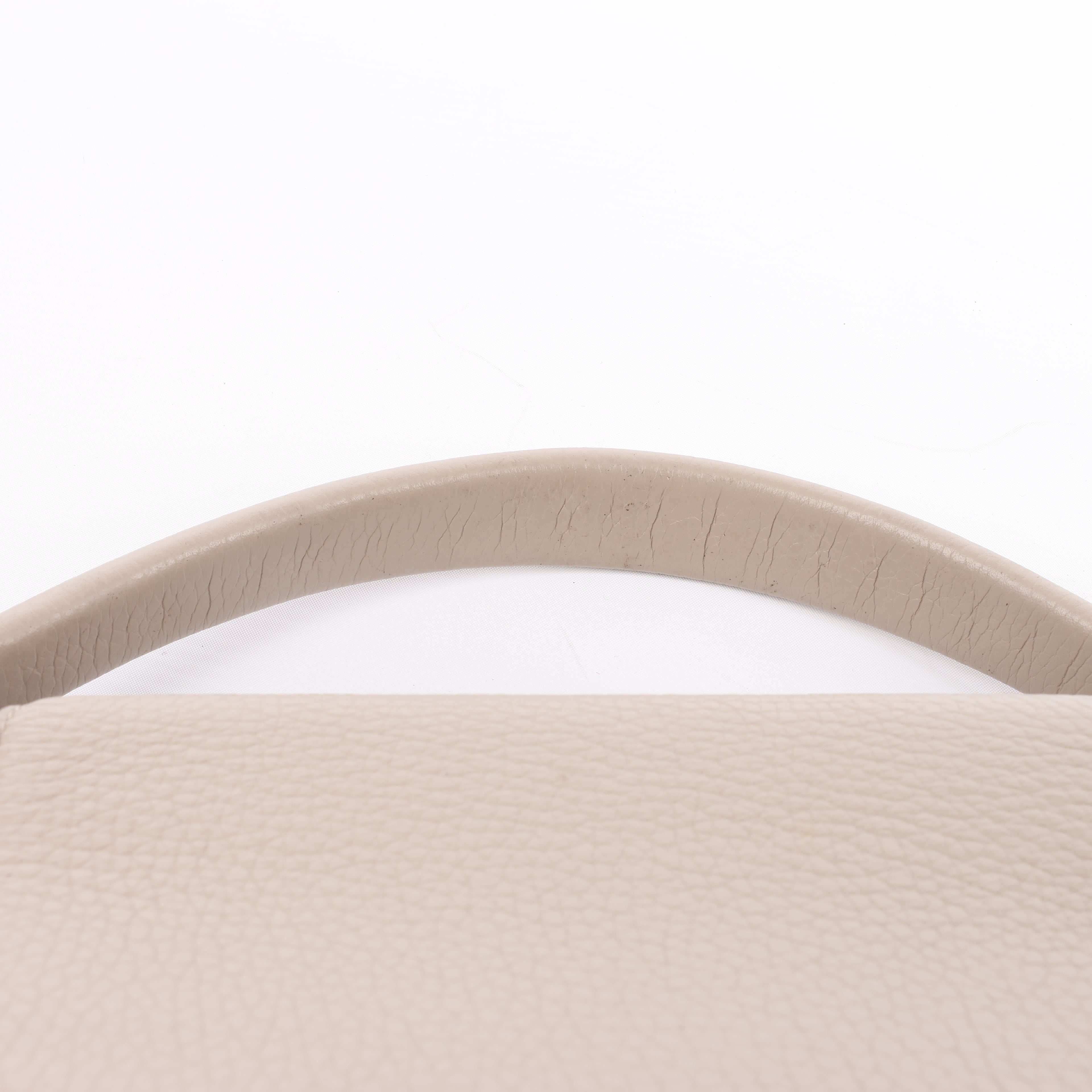 Louis Vuitton Parnassea Capucines MM Handbag in Beige M94428