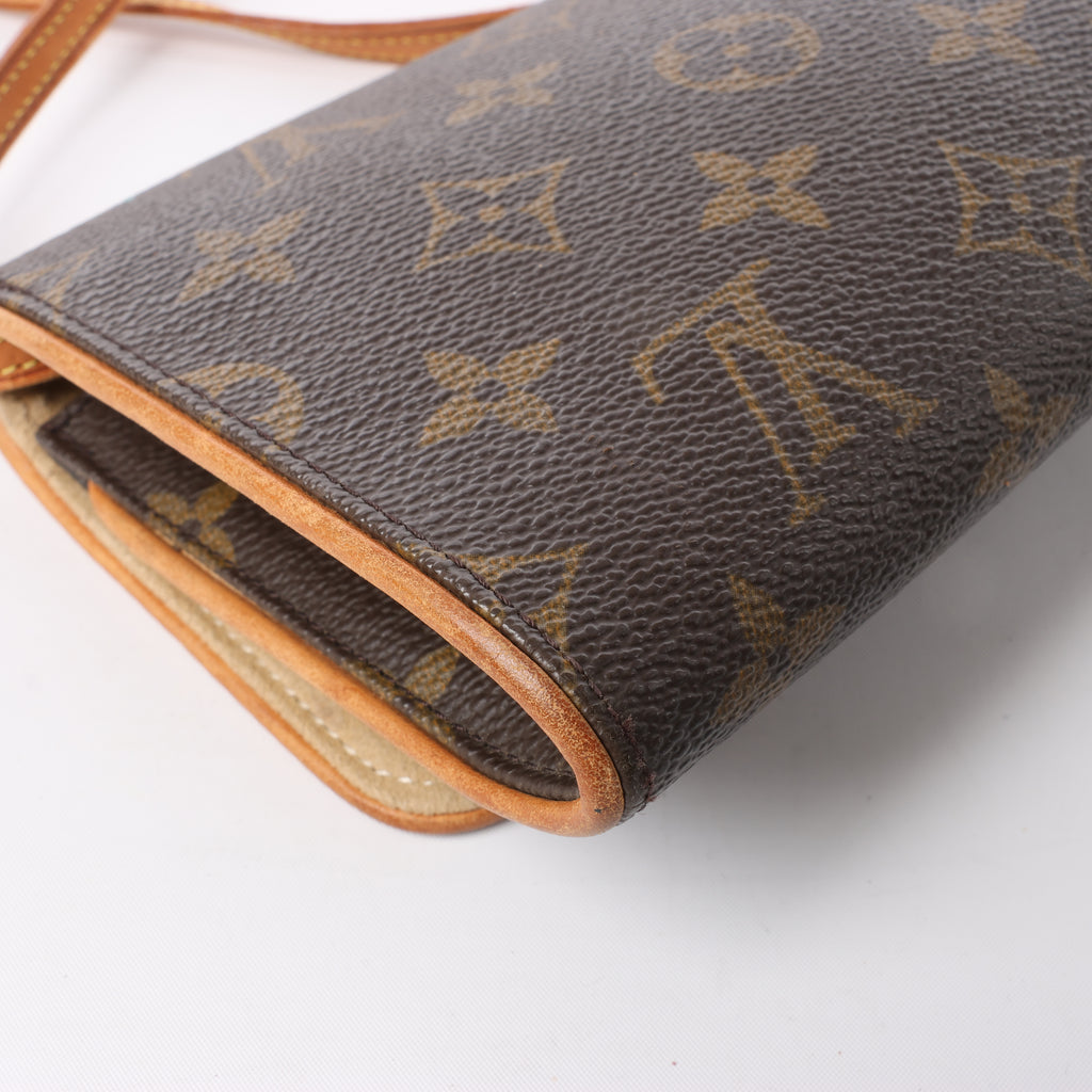 Louis Vuitton Monogram Canvas Pochette Twin GM Shoulder Bag M51852