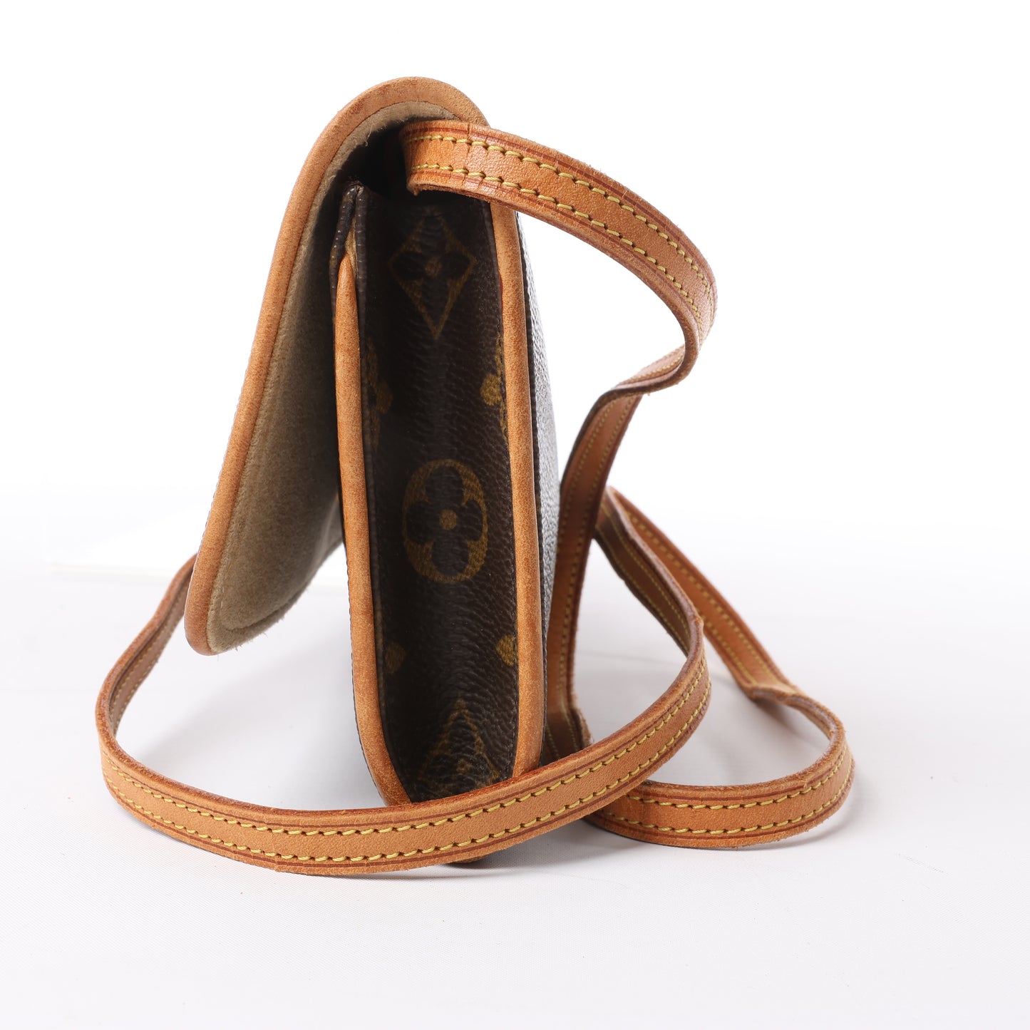 Louis Vuitton Monogram Canvas Pochette Twin GM Shoulder Bag M51852