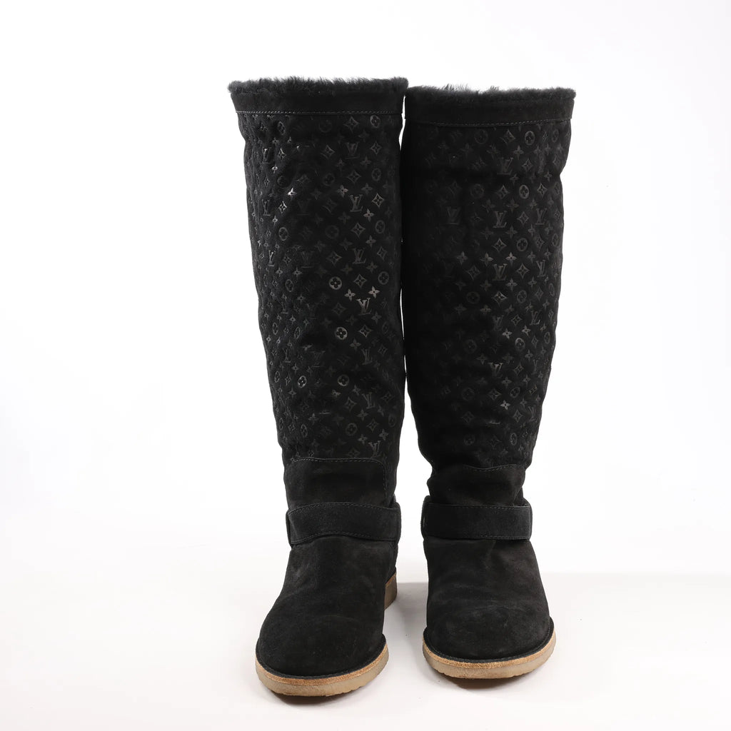 Louis Vuitton 12 years Suede Boots in Black, Size 40.5 EU
