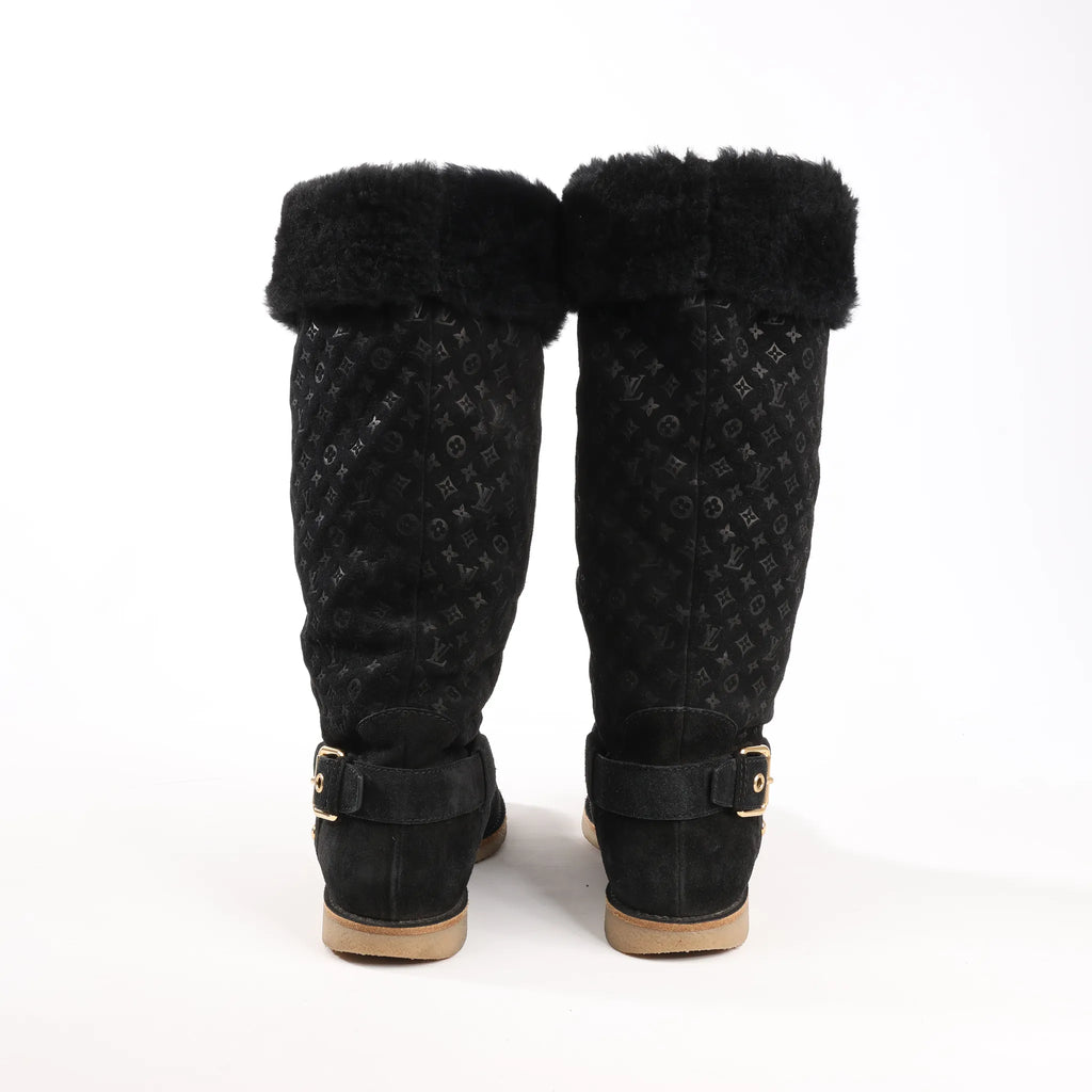 Louis Vuitton 12 years Suede Boots in Black, Size 40.5 EU