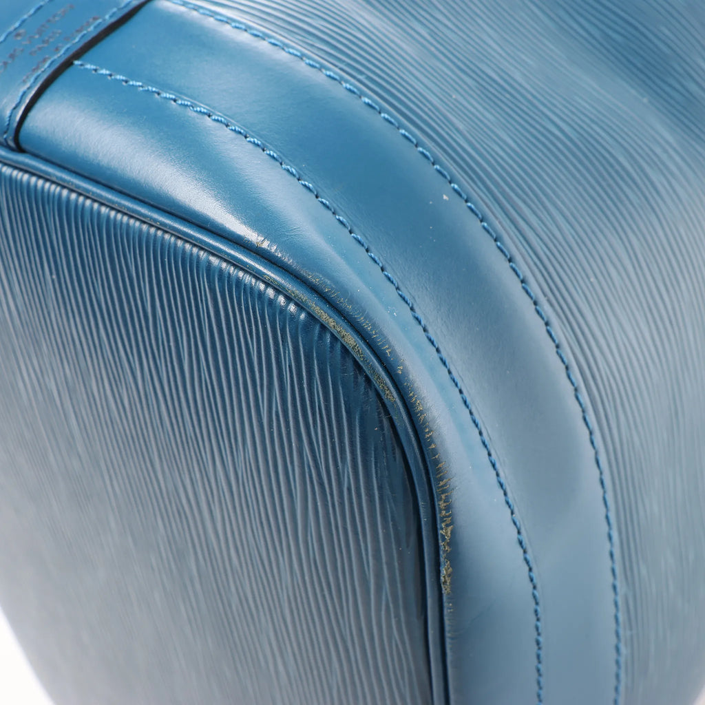 Louis Vuitton Noe Epi Leather Shoulder Bag in Blue
