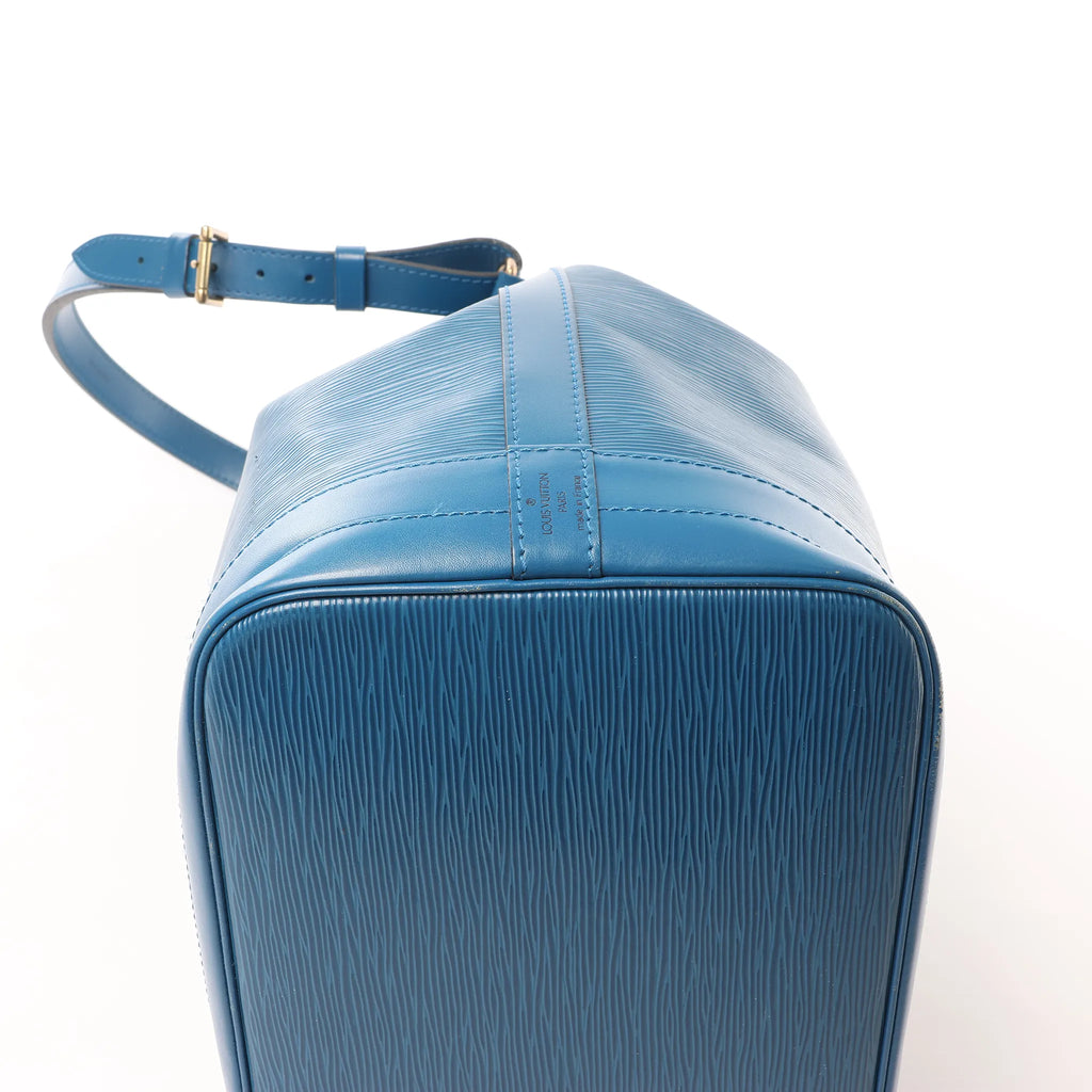 Louis Vuitton Noe Epi Leather Shoulder Bag in Blue