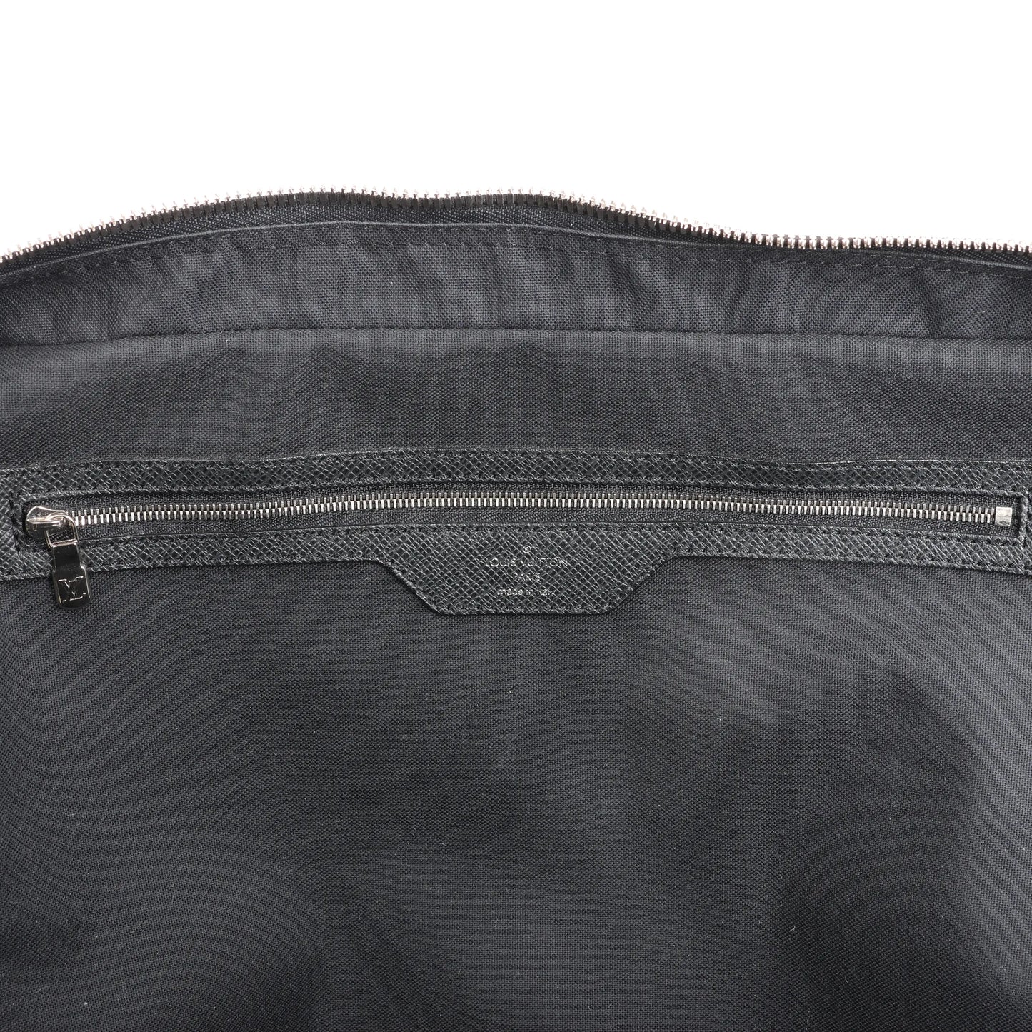 Sac à main Louis Vuitton Porte Alexander Taïga en cuir noir M31162