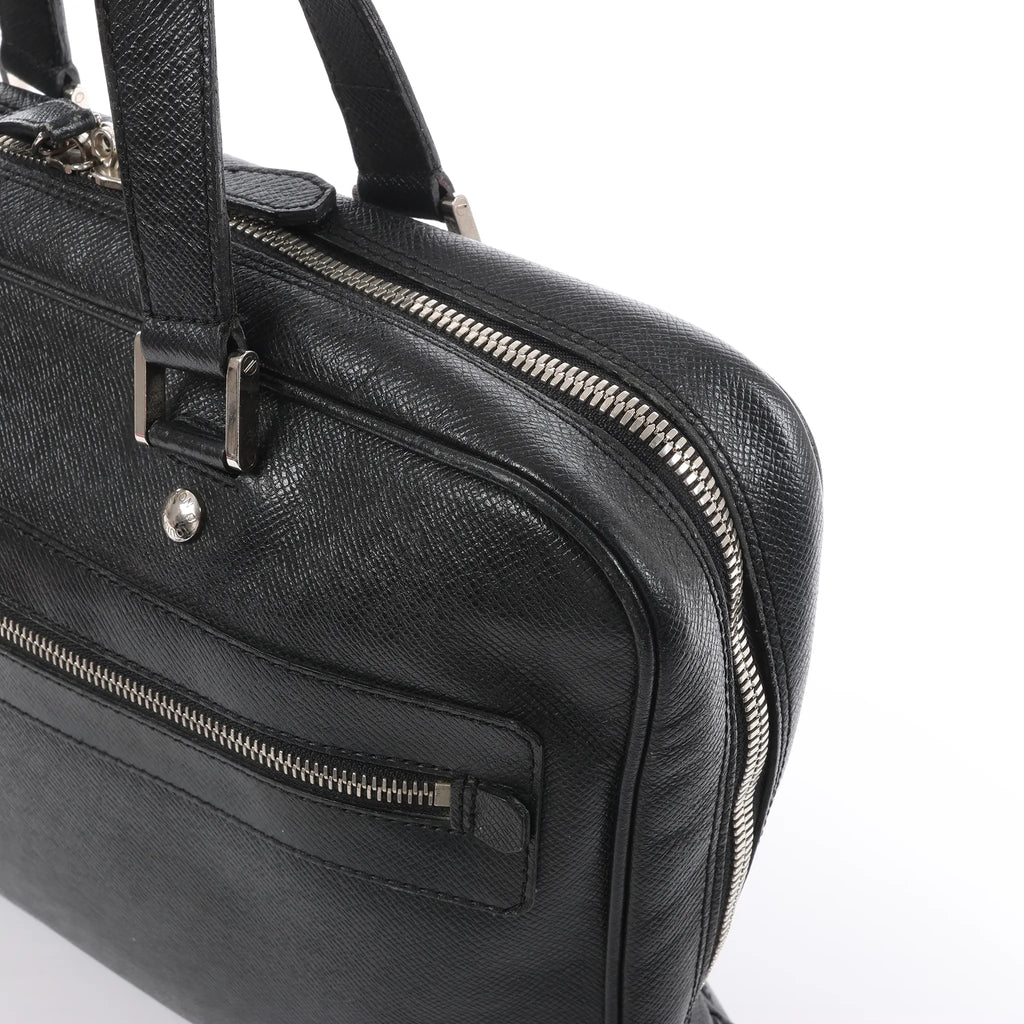 Louis Vuitton Alexander Taiga Leather Handbag in Black M31162