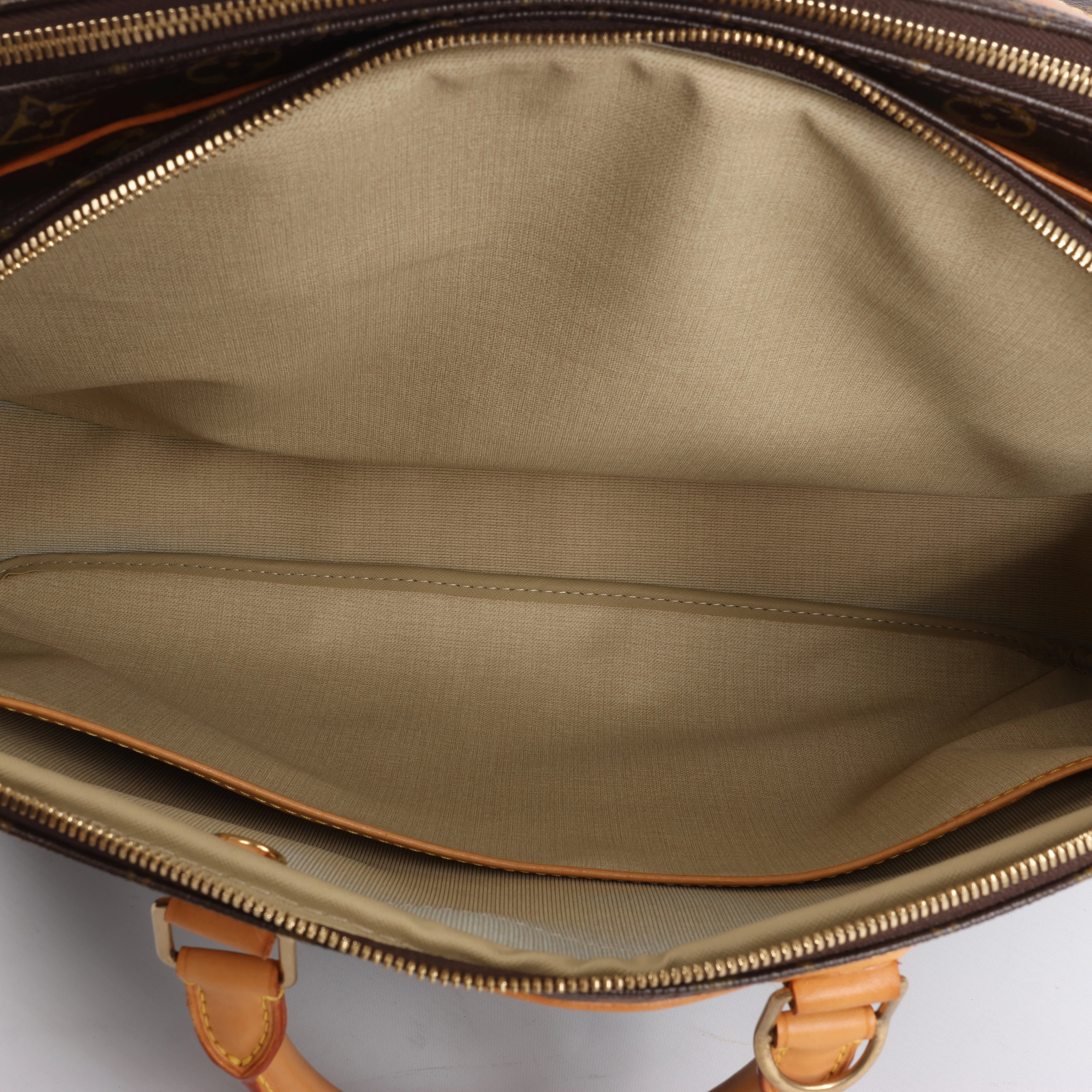 Bolso de viaje Louis Vuitton Alize Monogram Canvas con dos bolsillos en marrón M41399